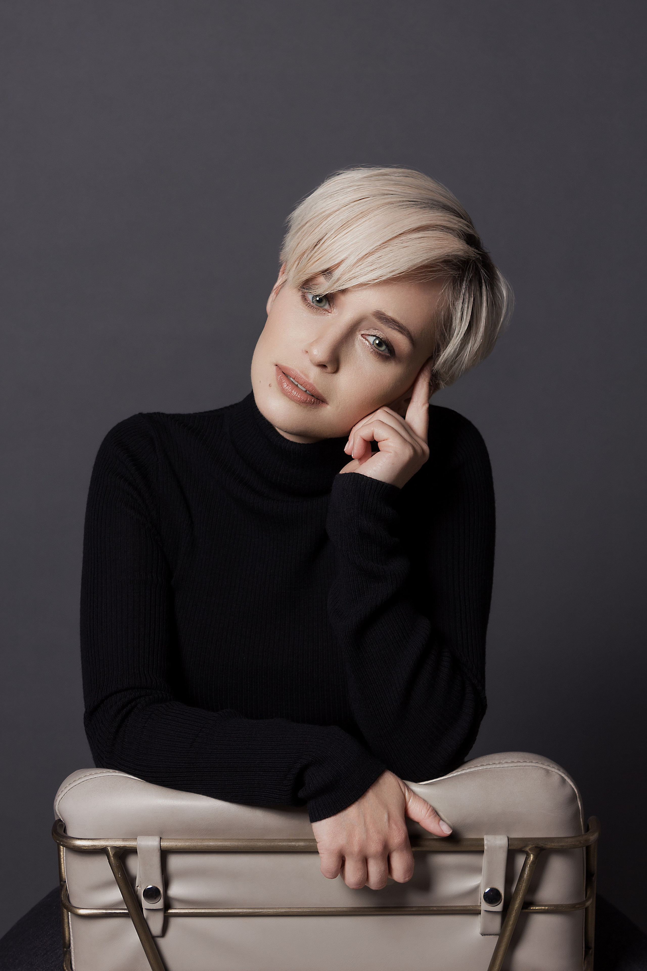 АННА ЛУШКАРЕВИЧ