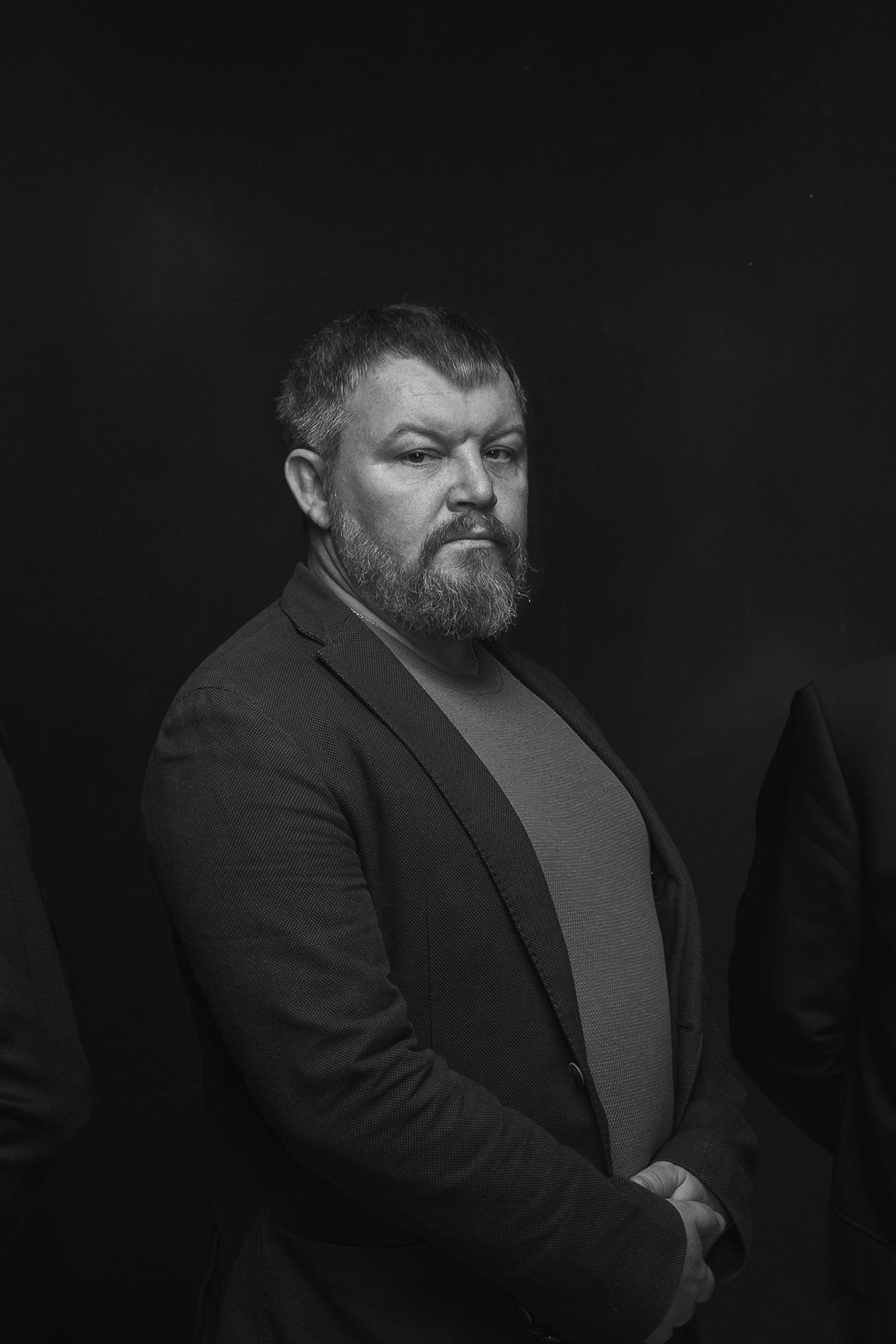 мужской бизнес портрет в Краснодаре, Сочи и Ростове на Дону. черно-белая фотография