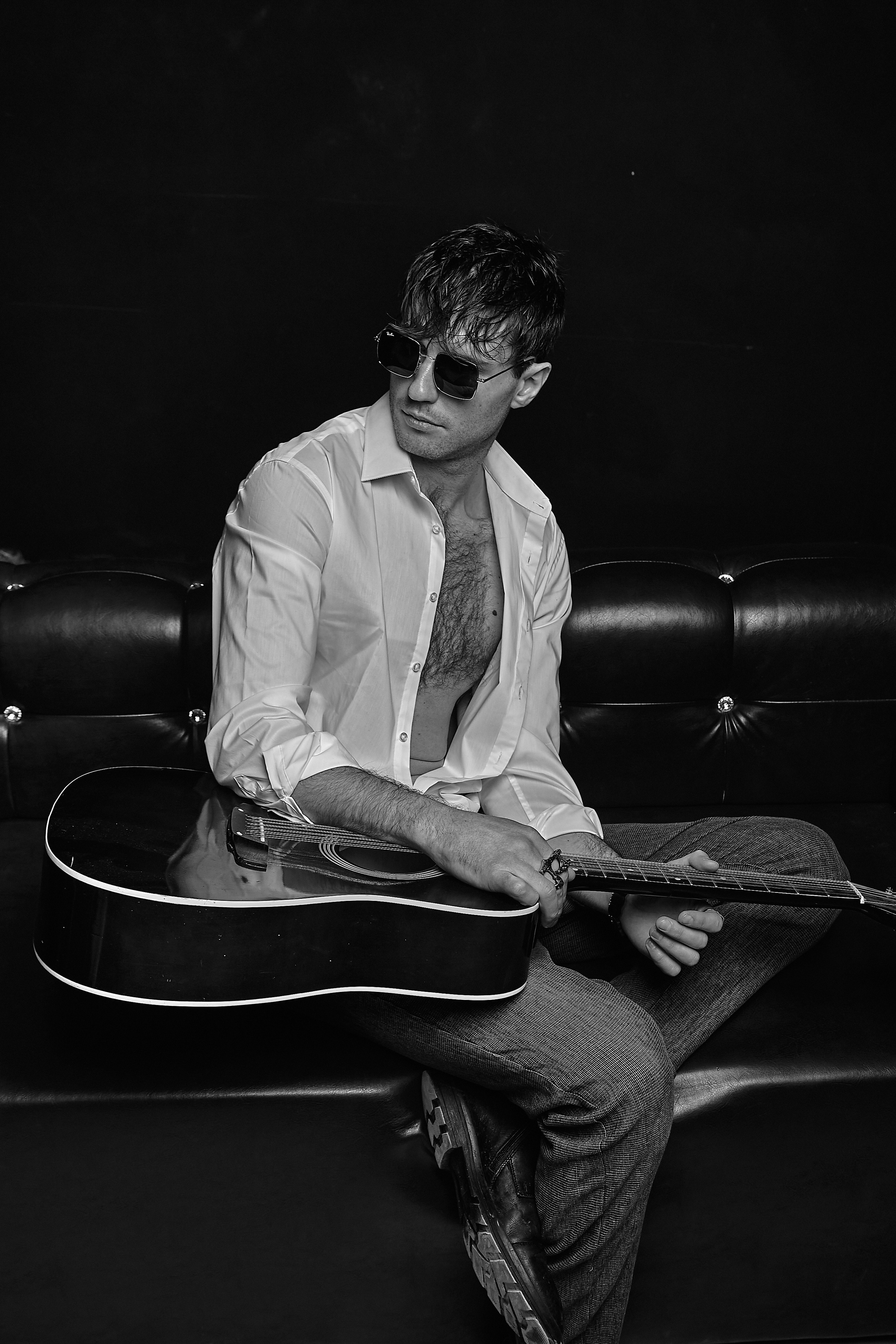 мужской бизнес портрет в Краснодаре, Сочи и Ростове на Дону. черно-белая фотография