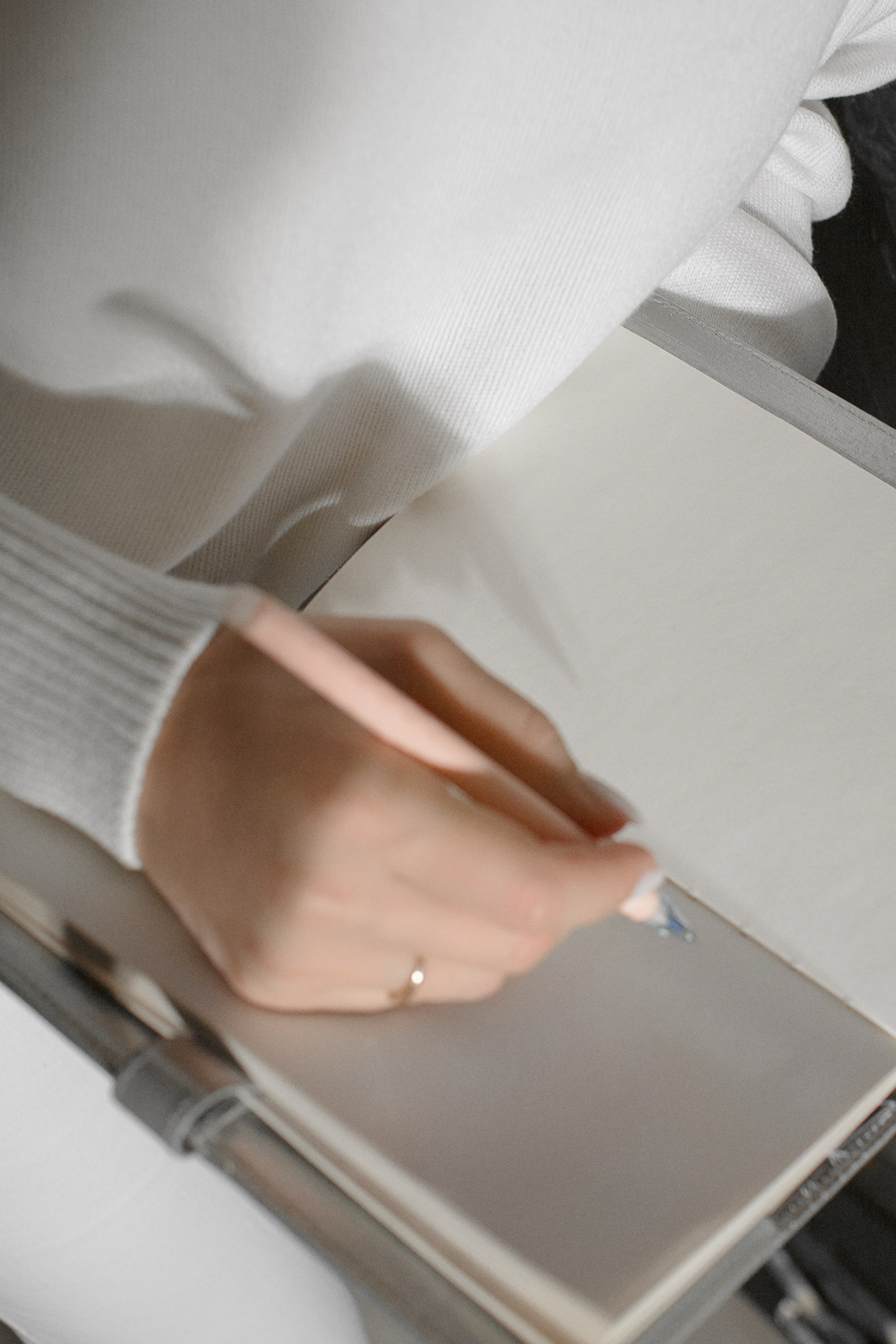 Анна / психолог. ВИЗУАЛЬНЫЙ КОНТЕНТ ДЛЯ ЭКСПЕРТОВ И БРЕНДОВ