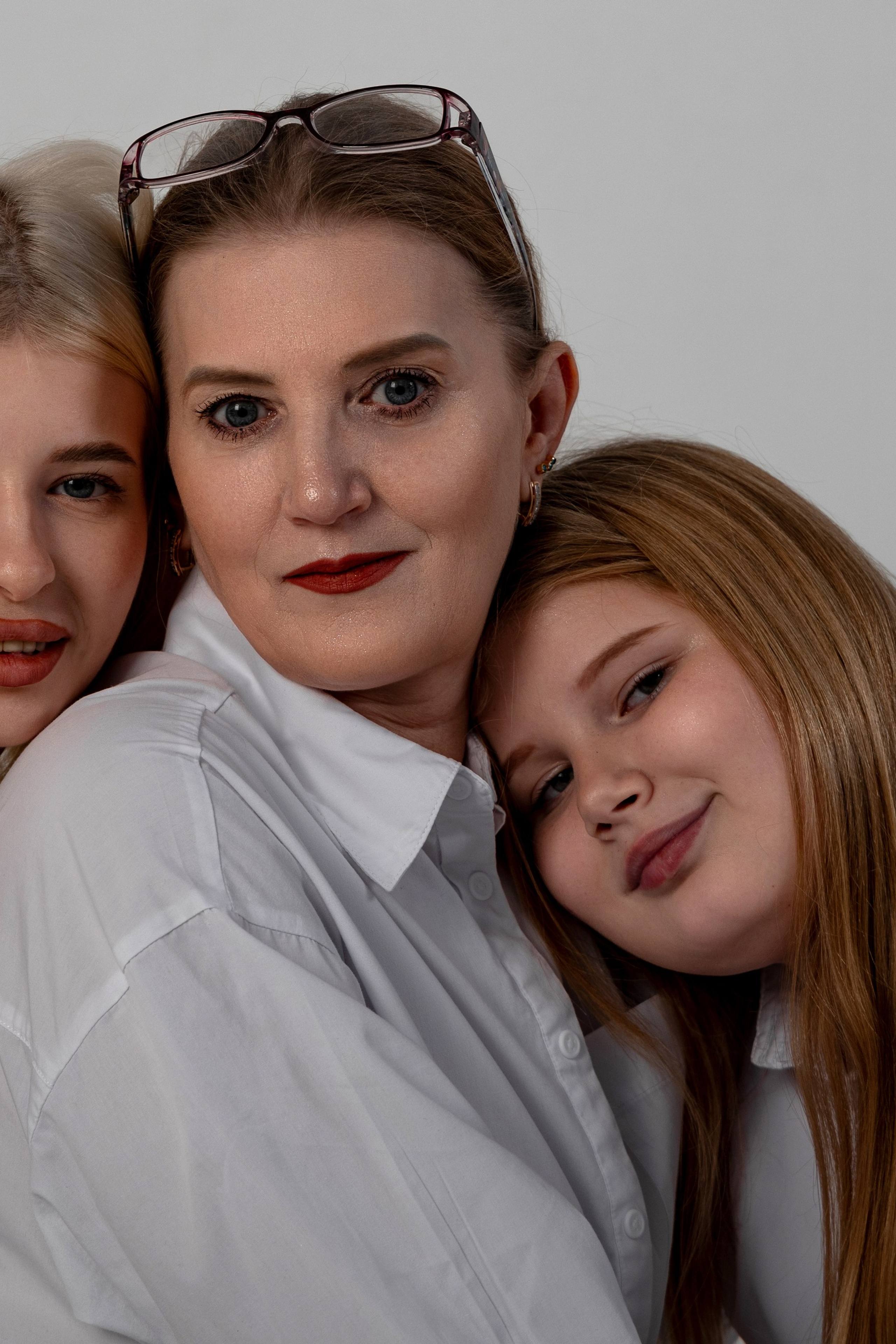 Новогодний фото-проект/Оксана с семьей 🤍. Профессиональный фотограф в Омске Писанкина Анастасия