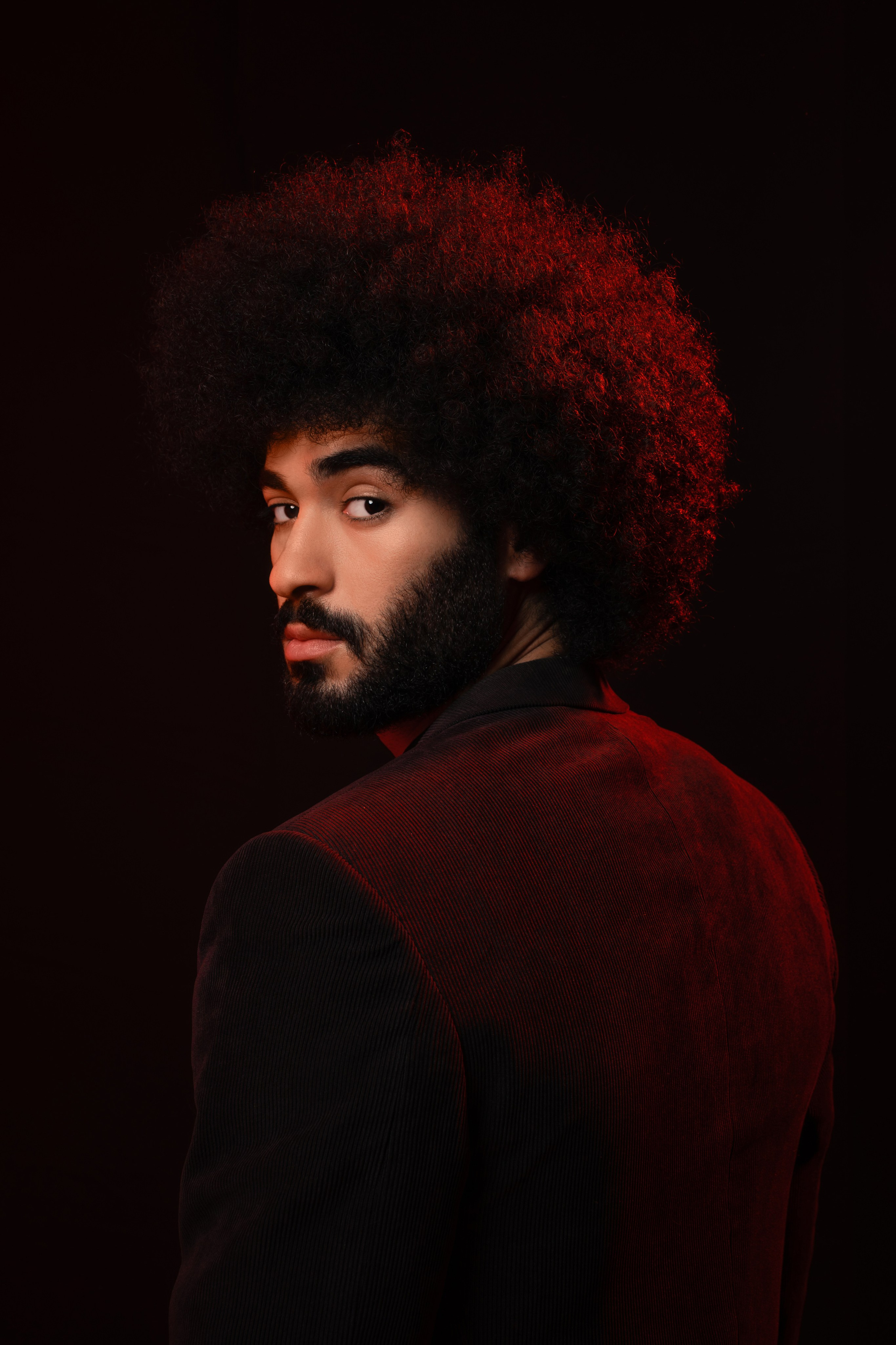 МУЖСКОЙ ПОРТРЕТ