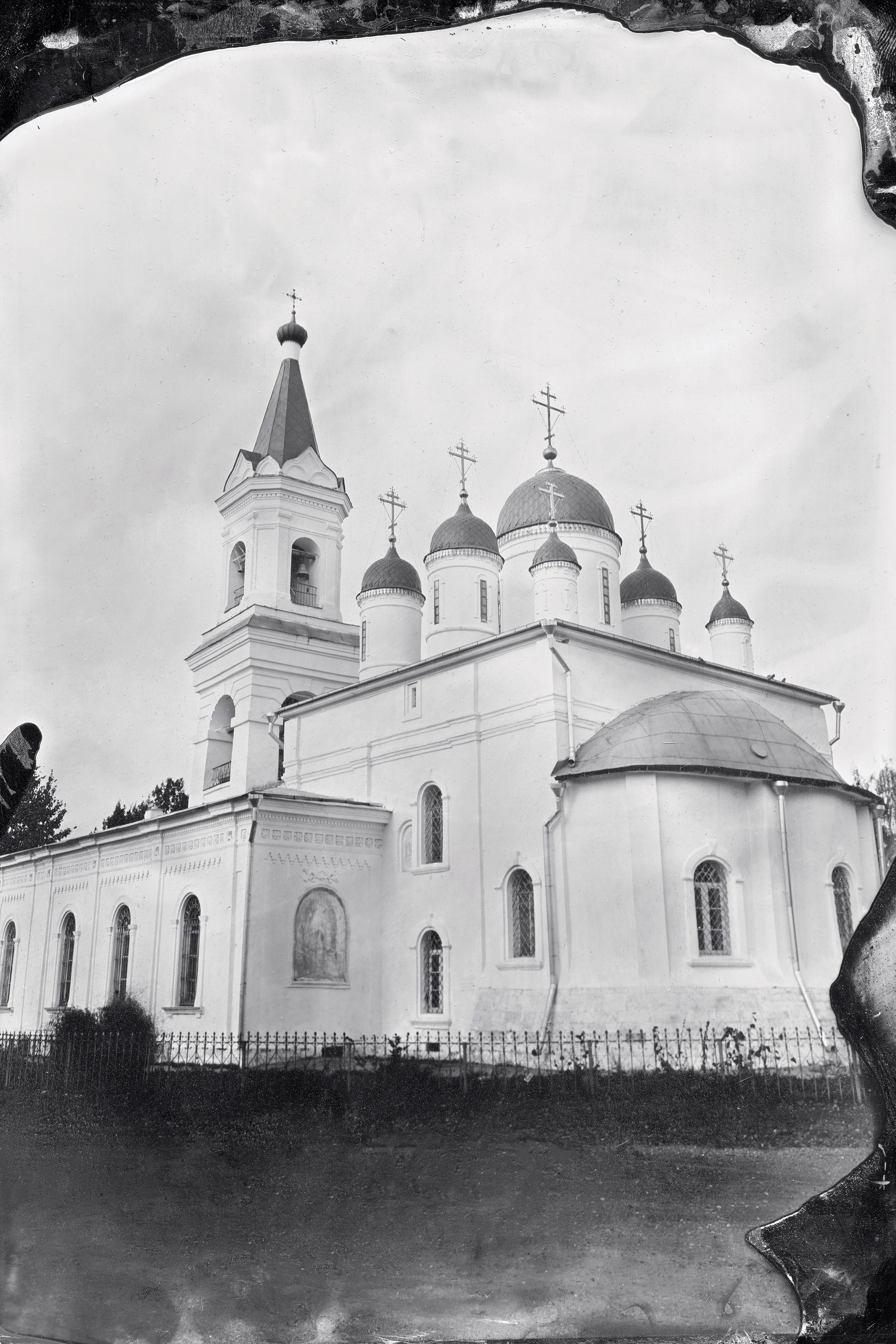 Тверь в серебре