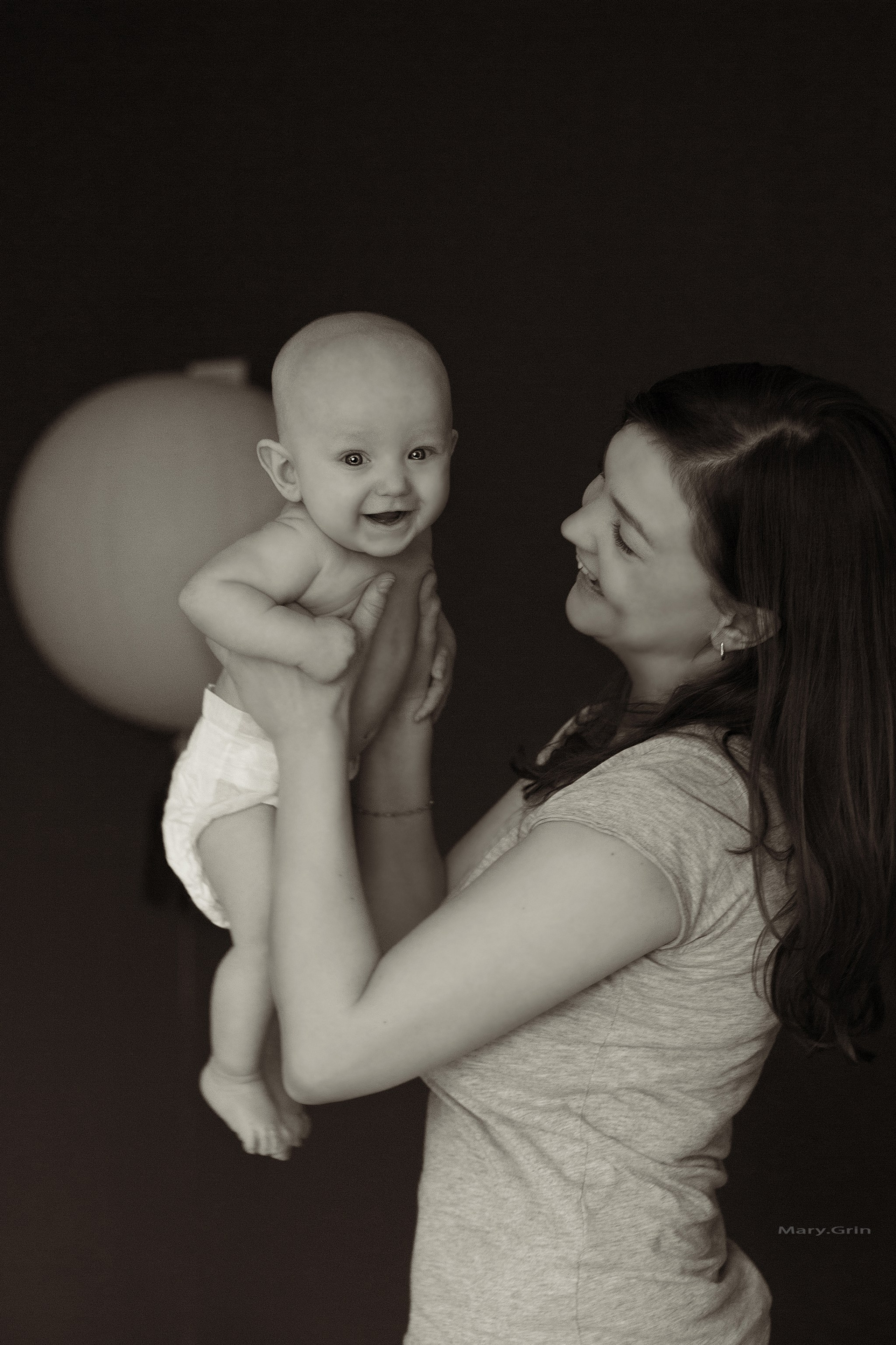 Трогательная домашняя семейная фотосессия у блогера Марии