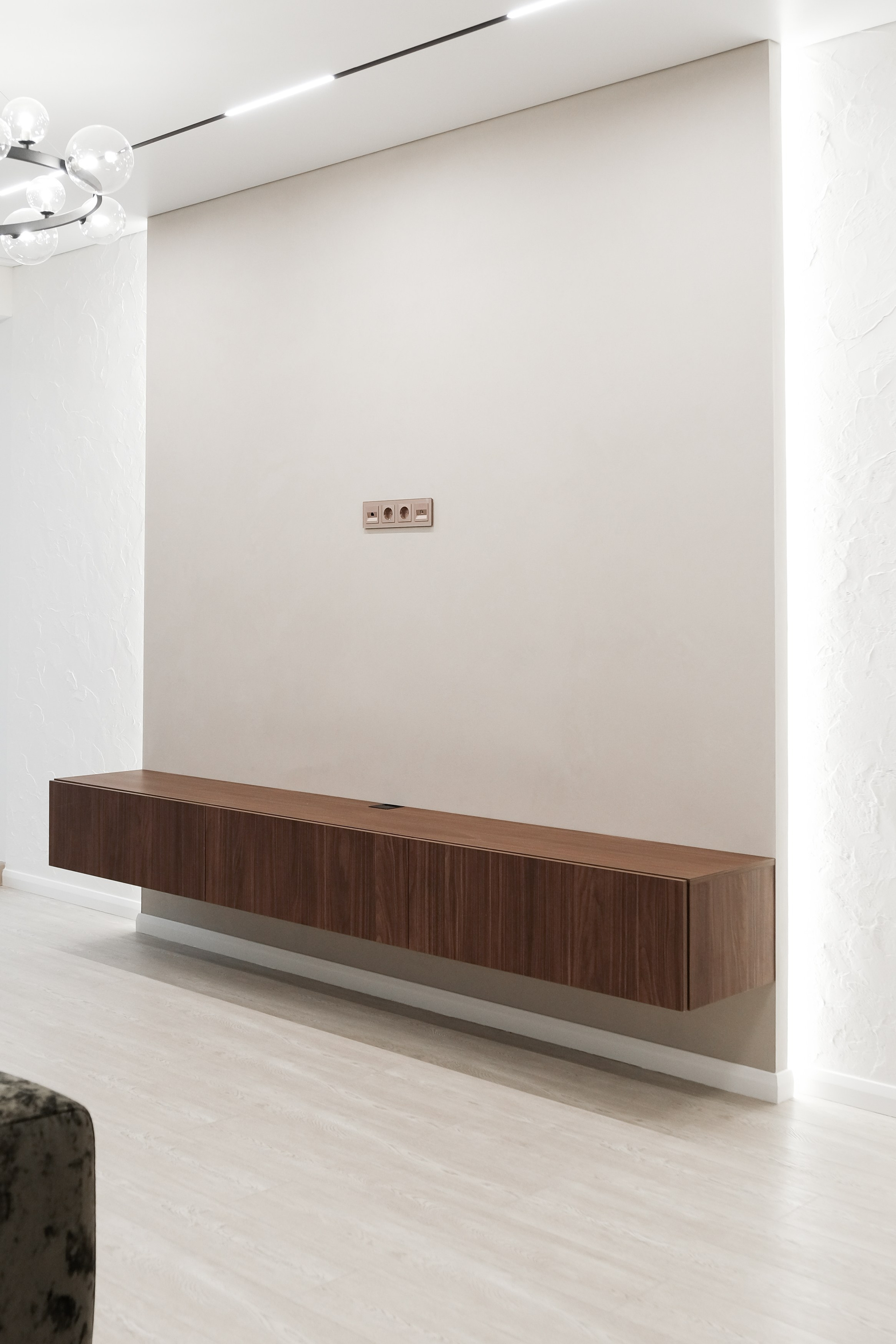 ул. Кузнецова | Тумба ТВ | ГР-7571