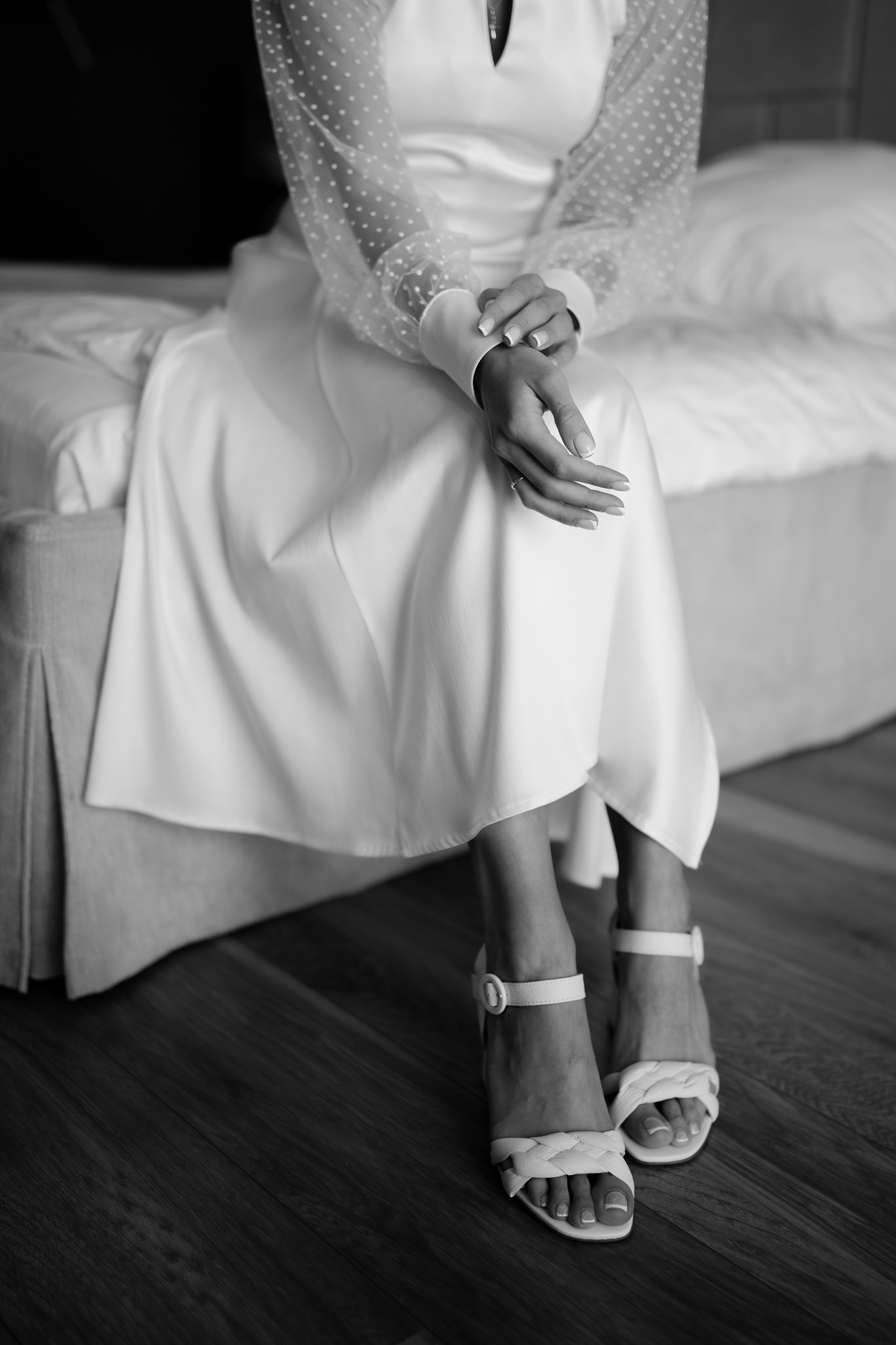 Places for a photo shoot in Geneva: the tower and streets. Professional Wedding Photographer Geneva & Romande Switzerland | Tanya Creator