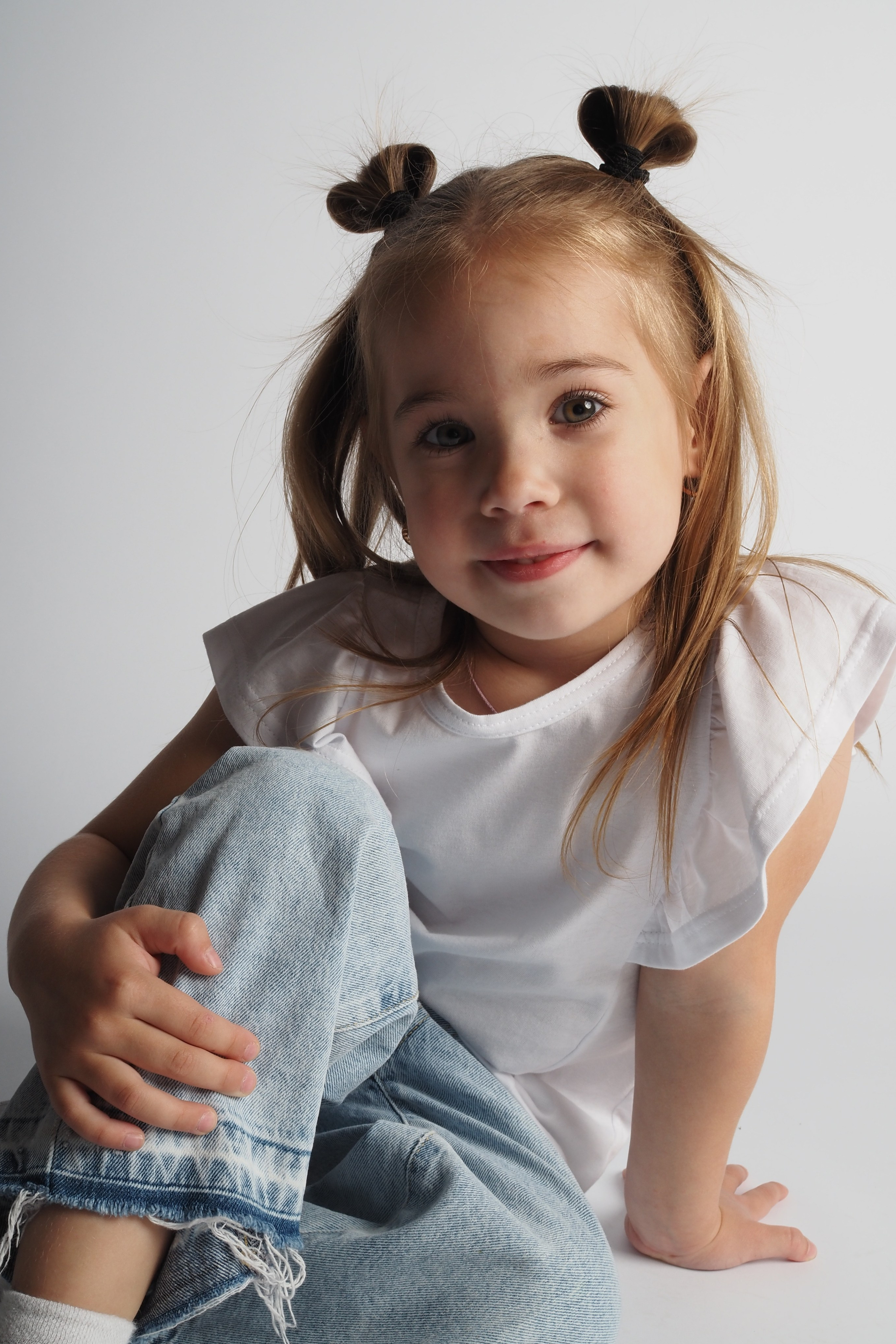 Модель для предметной съемки Александра Е. Н.Н.| Sale Easy