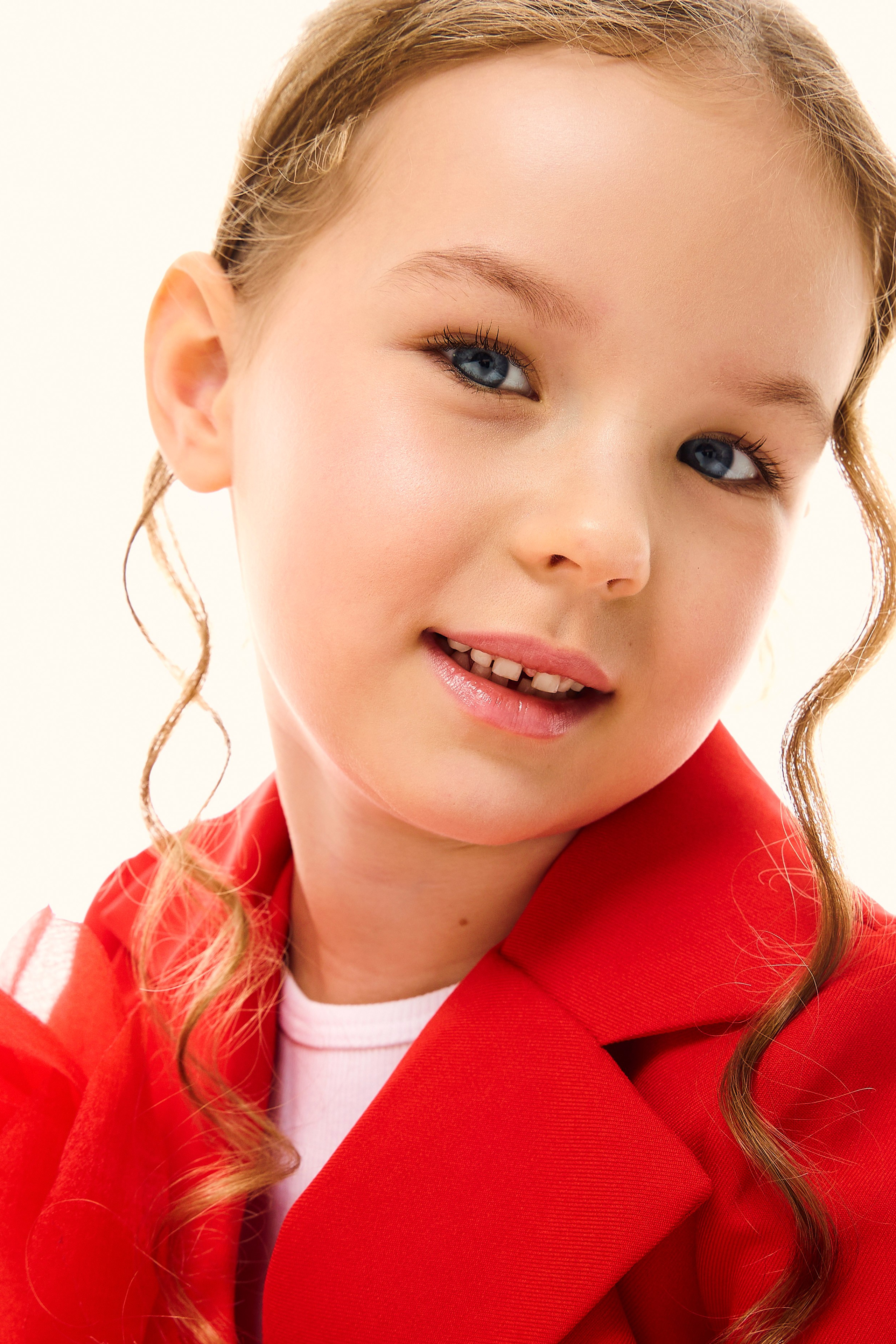 Модель для предметной съемки Алиса id 11521 Москва| Sale Easy