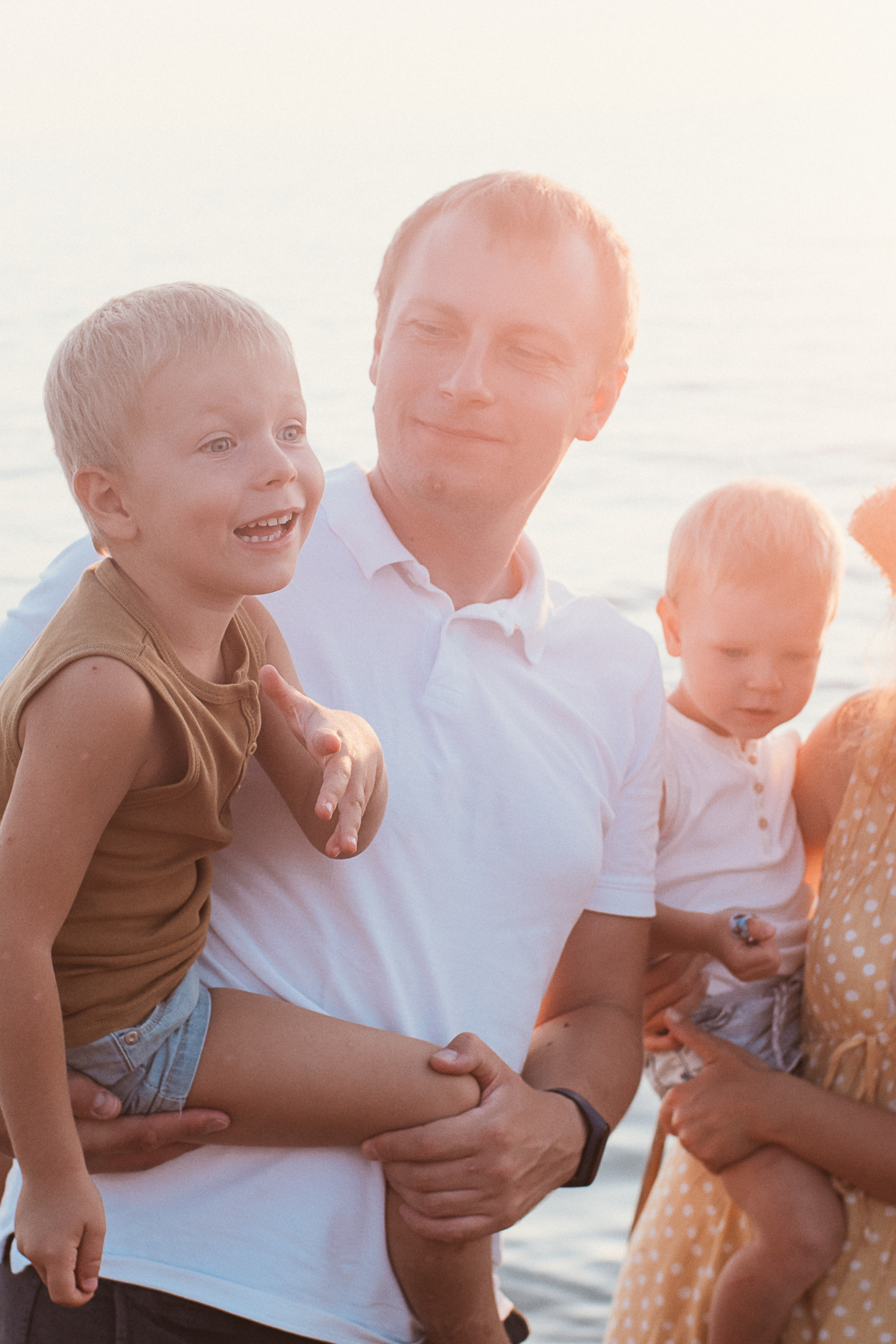 Carolina. Family Lifestyle Photographer in Lucca, Italia