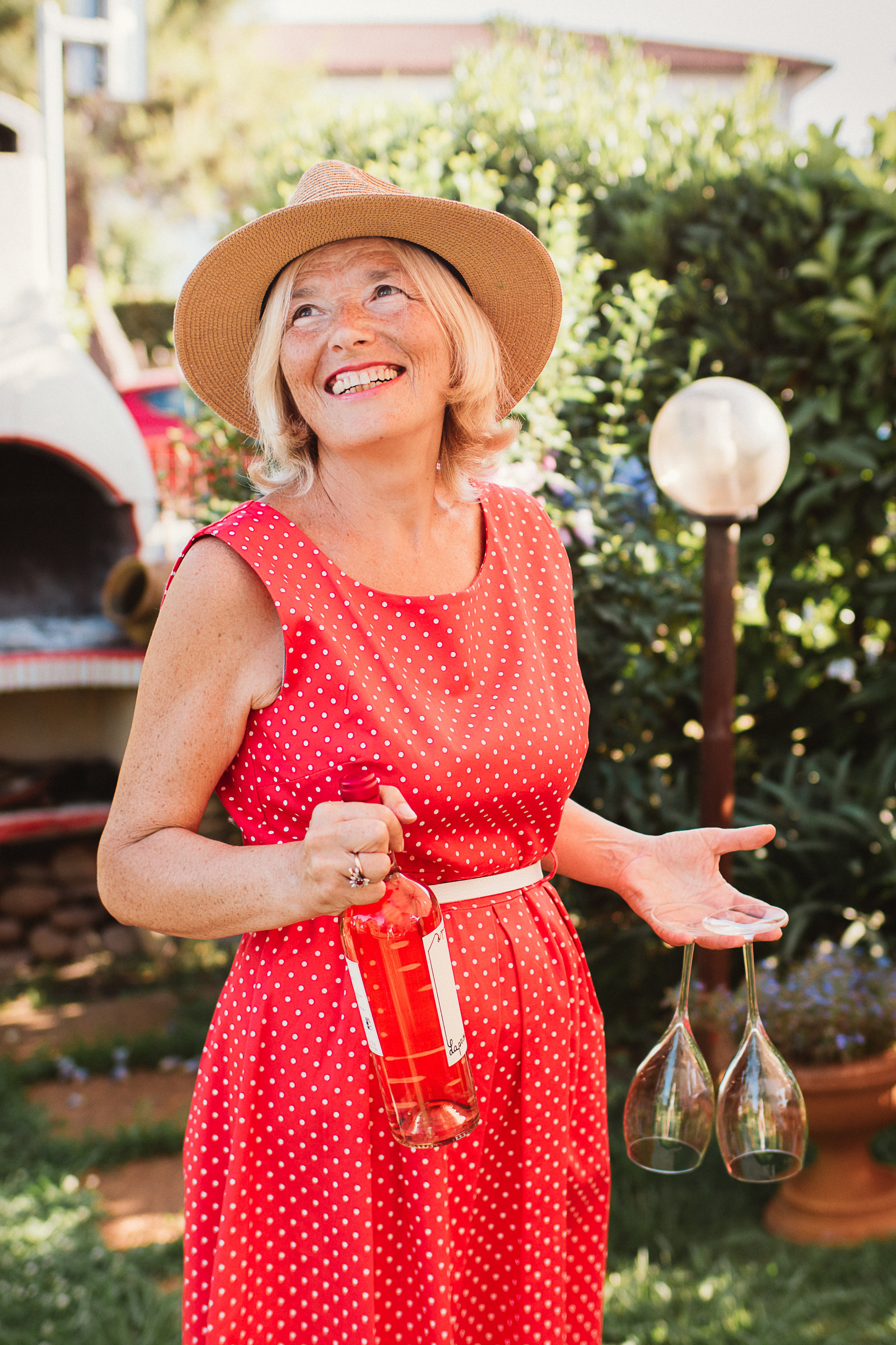 Misha and Gulya with kids. Family Lifestyle Photographer in Lucca, Italia