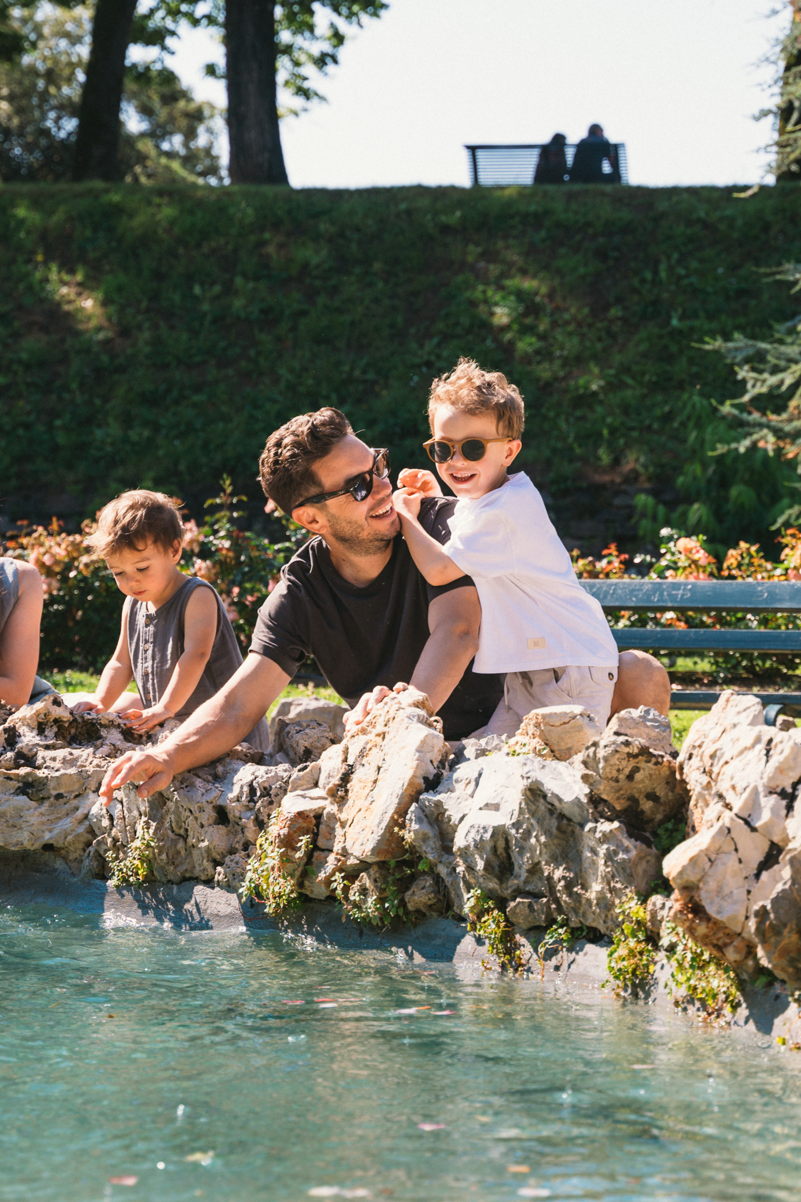 Pisa walk. Family Lifestyle Photographer in Lucca, Italia