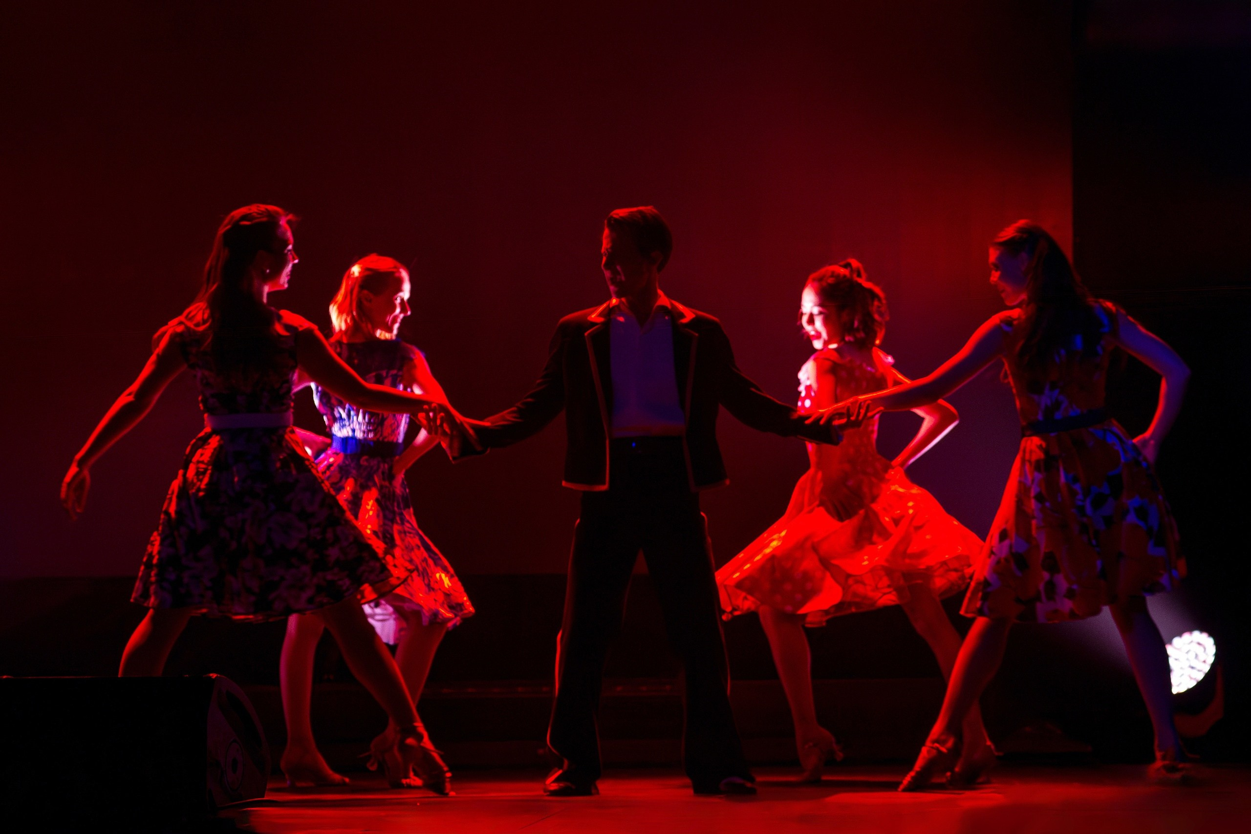 Максим Стафеев, пригласить артиста на праздник