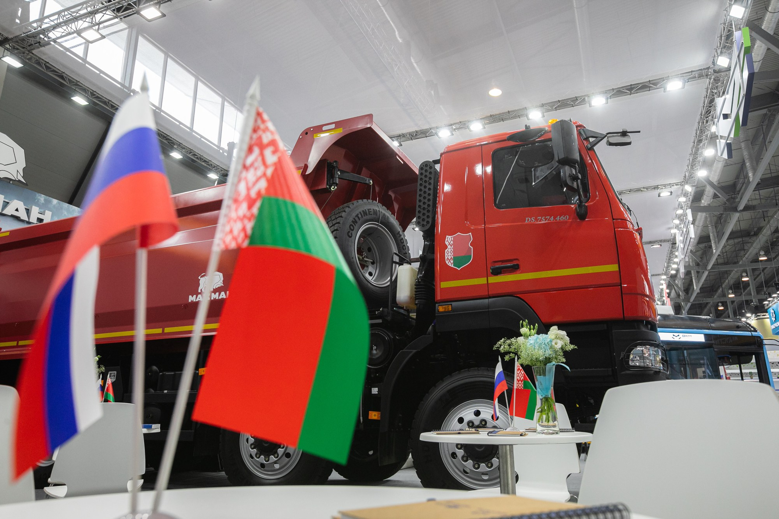 Иннопром: Ведущая Выставка Инноваций в России