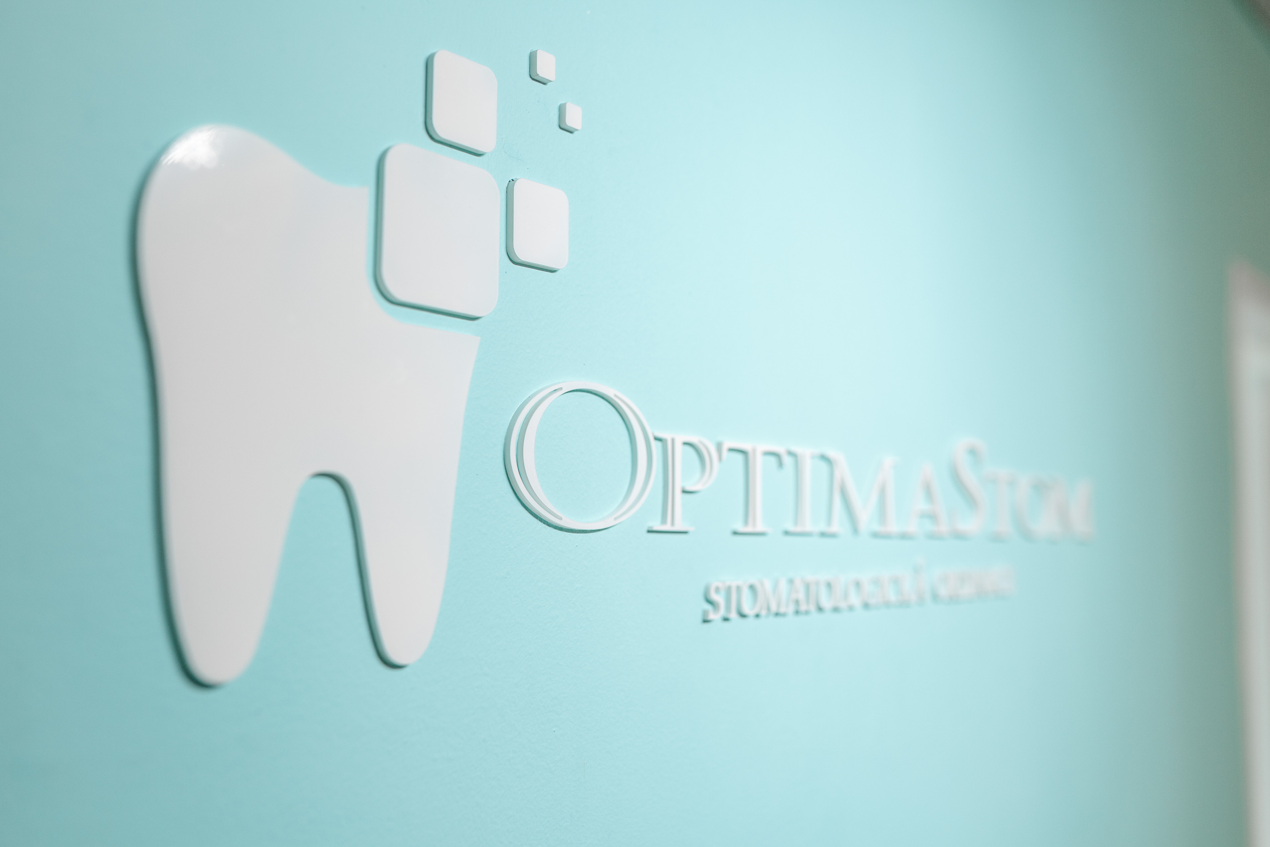 Съёмка оборудования стоматологической клиники OptimaStom, Прага, Чехия