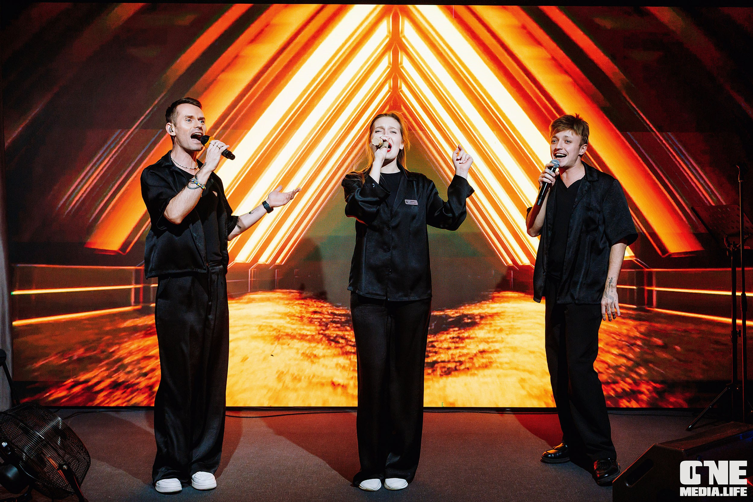 Фоторепортаж из караоке клуба Эйфория. One Media Life: фоторепортажи, фотоотчеты с мероприятий и заведений