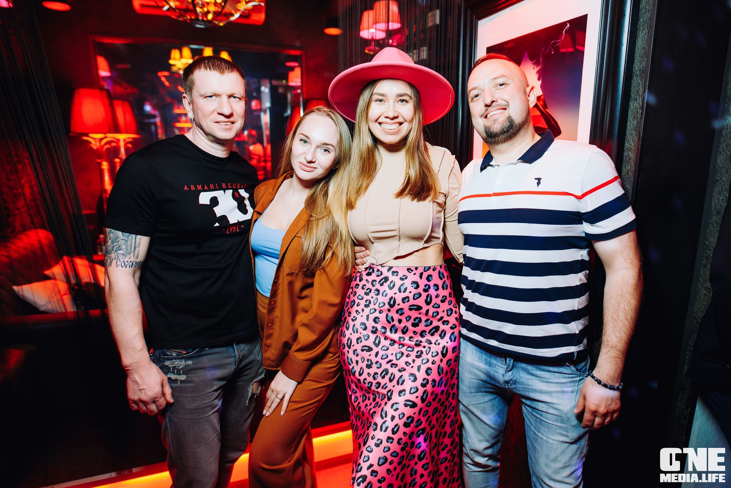 Фоторепортаж из NISHA FAMILY. One Media Life: фоторепортажи, фотоотчеты с мероприятий и заведений
