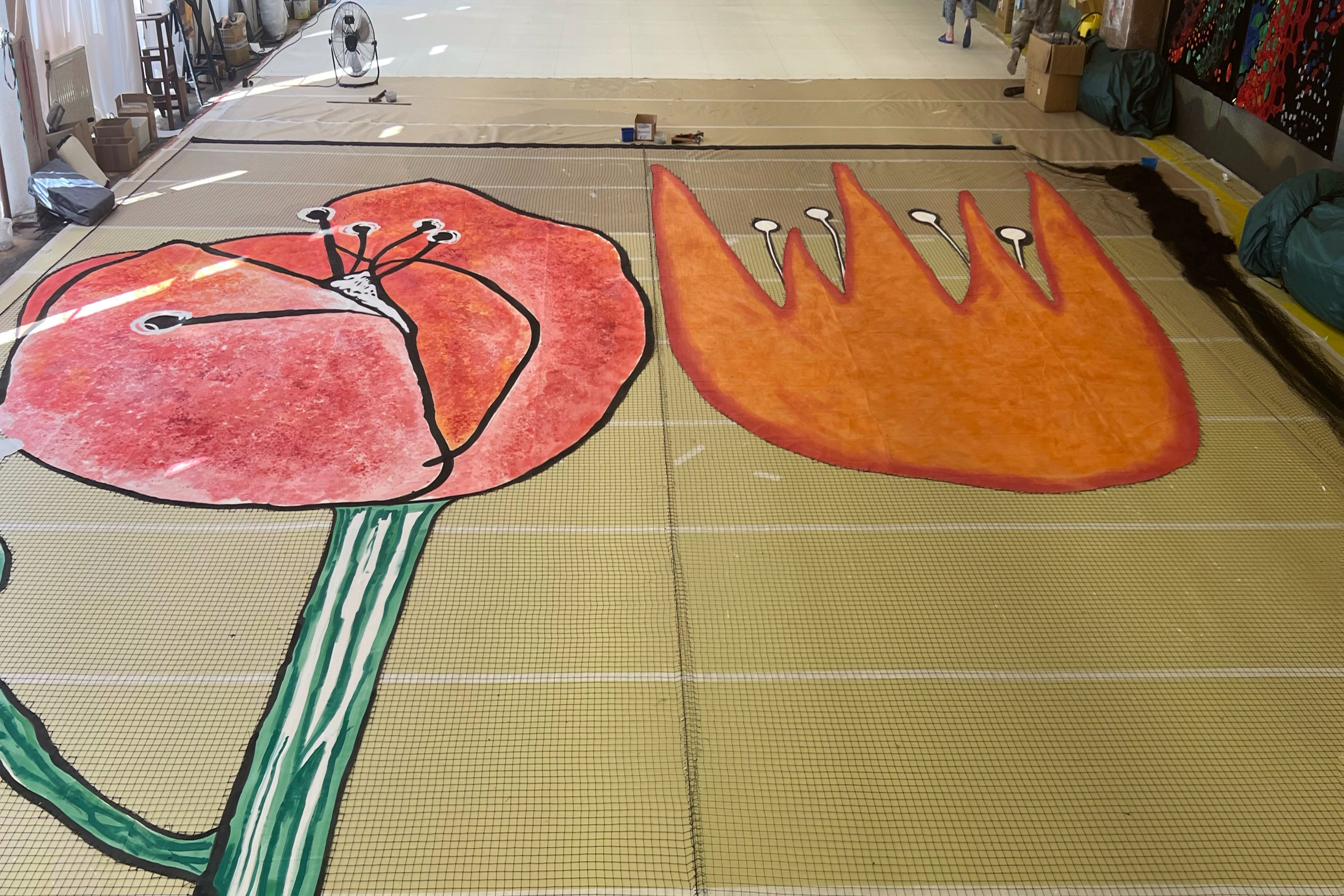 «Три поросёнка. Ой» театре на Таганке. История занавеса. Превращаем идею в технологию