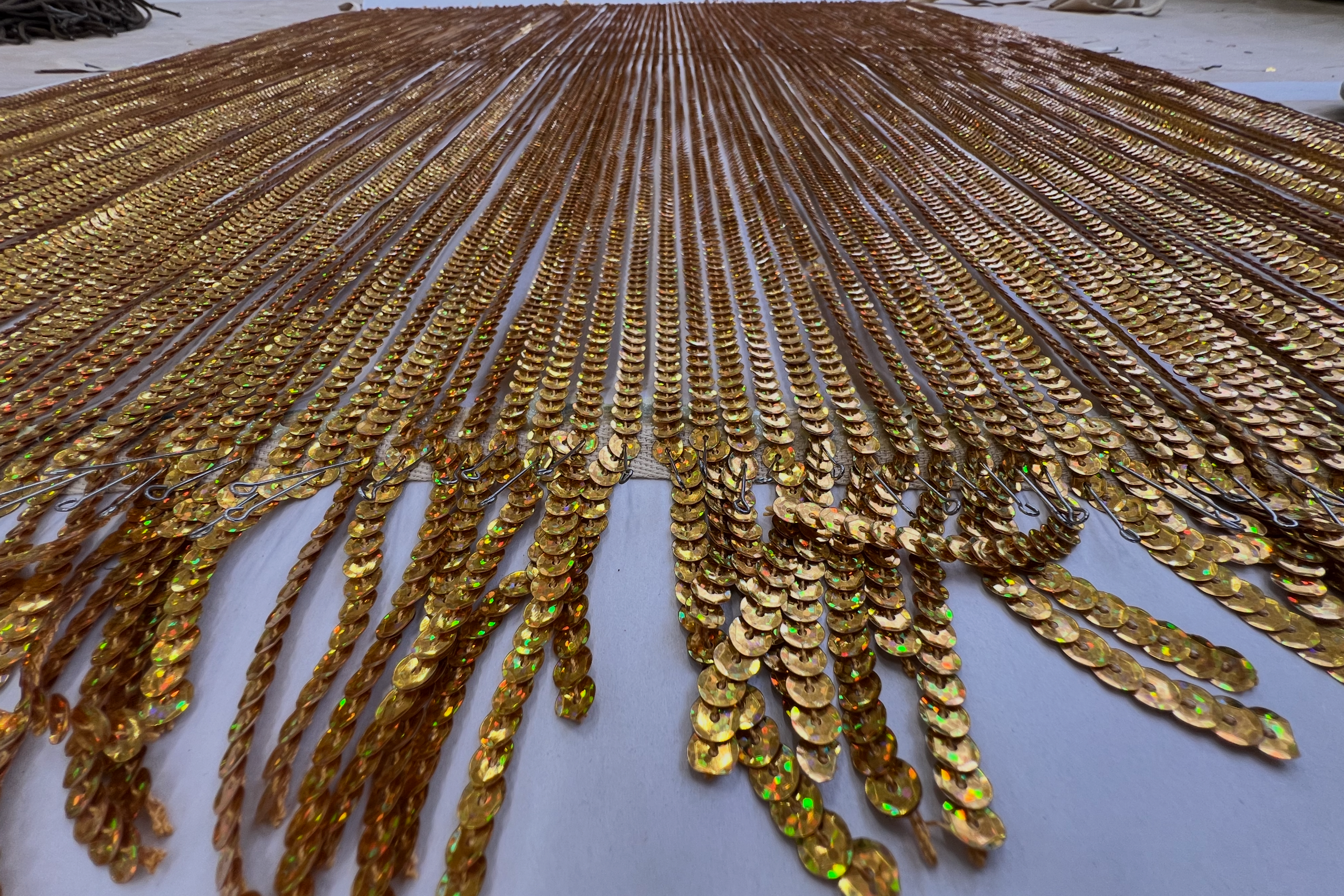 «Митина Любовь» Московский международный Дом Музыки. История занавеса. Превращаем идею в технологию