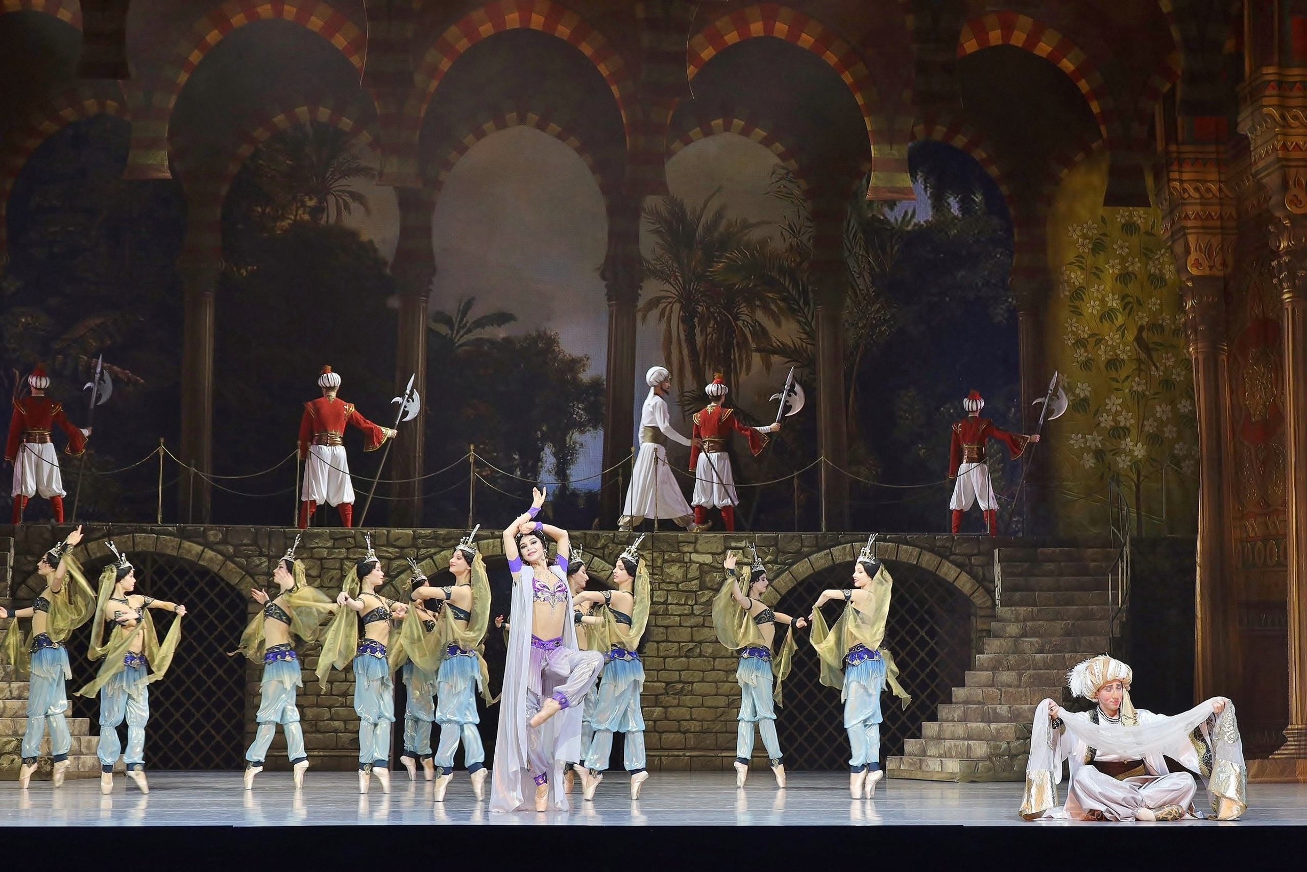 Декорации для балета «Корсар» | Красноярский театр оперы и балета. История занавеса. Превращаем идею в технологию