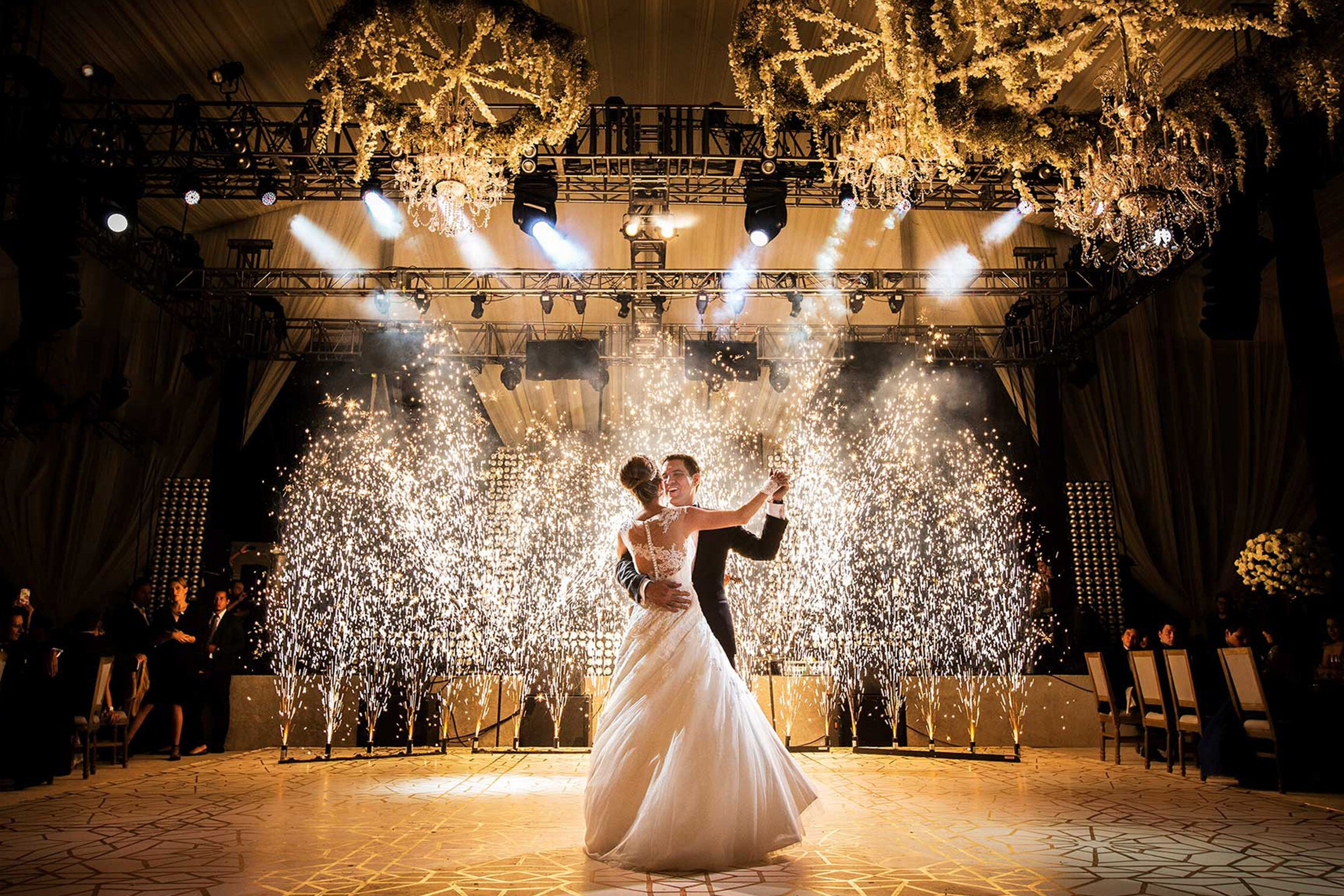 ЗАГСЫ МОСКВЫ. Свадебный и семейный фотограф Москва и Московская область