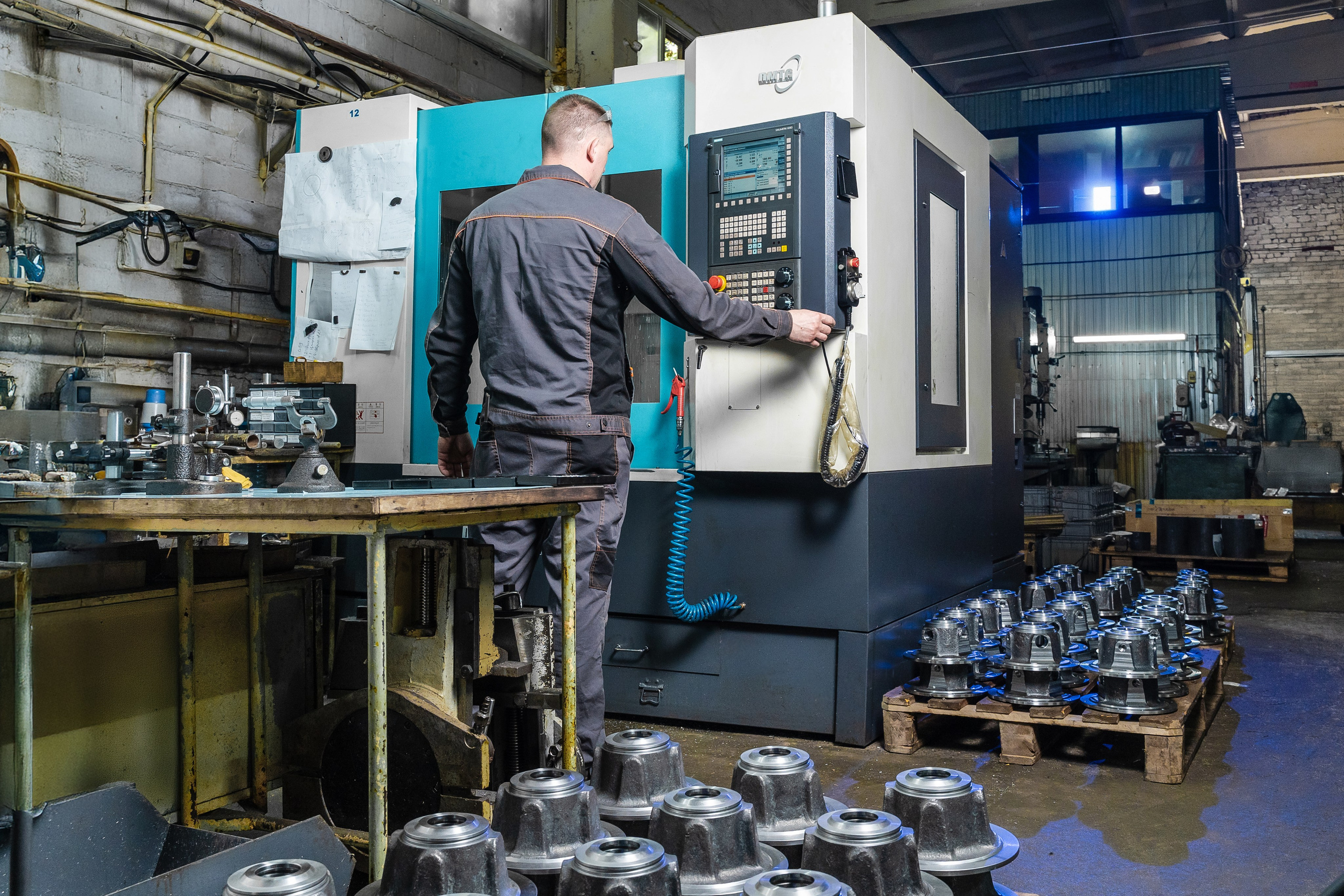 Деятельность предприятия - высокоточная и высокоскоростная обработка металлов.