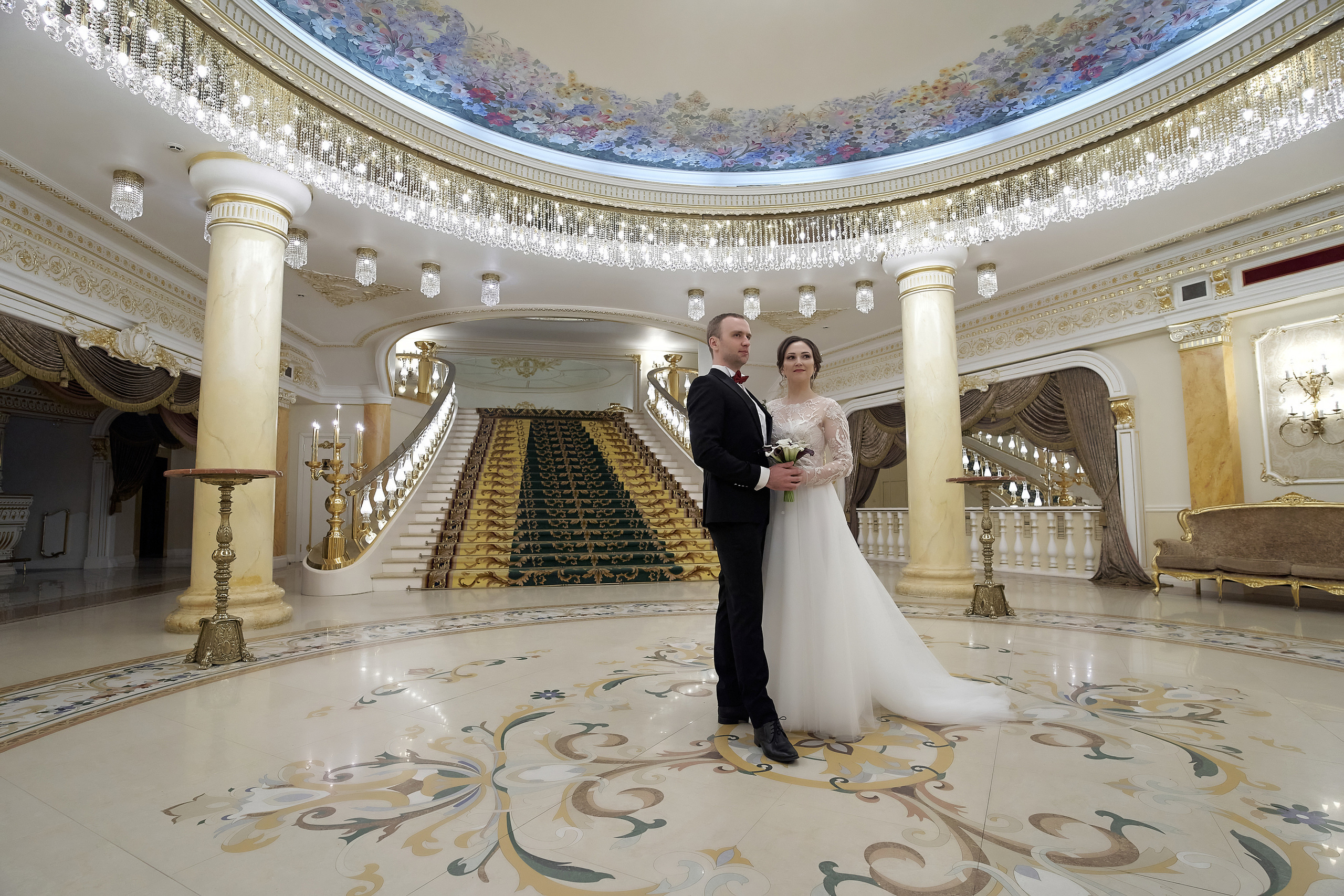 Необычное утро невесты и жениха в готическом стиле. Фотограф в Москве Сергей Гаварос