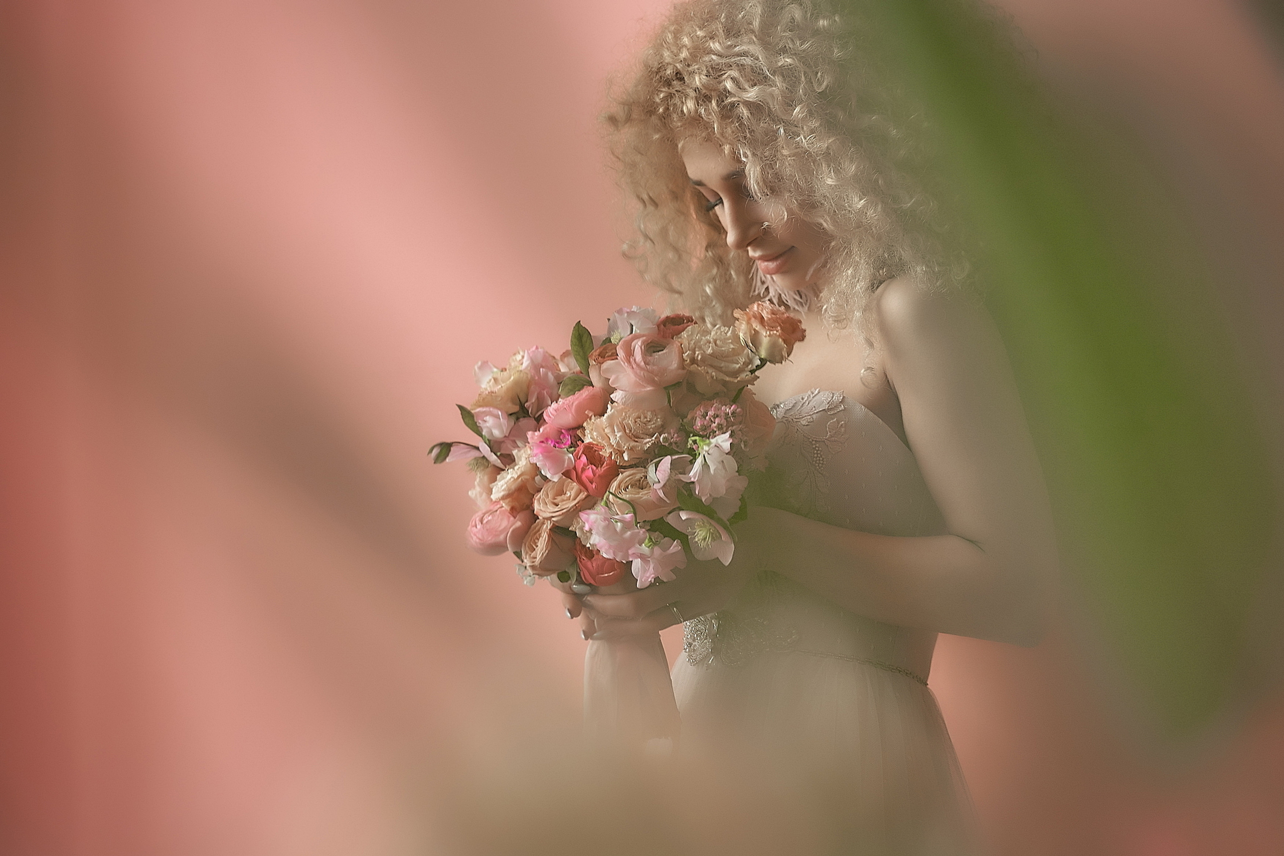 Необычное утро невесты и жениха в готическом стиле. Фотограф в Москве Сергей Гаварос