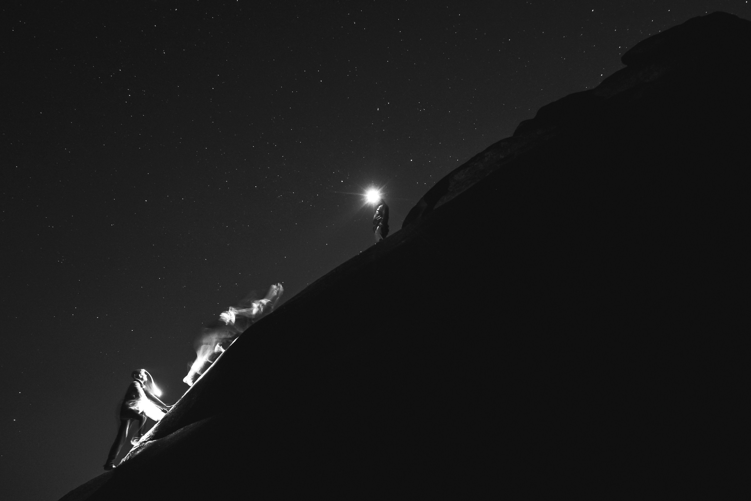 Край причудливых скал. Элина Гусарова