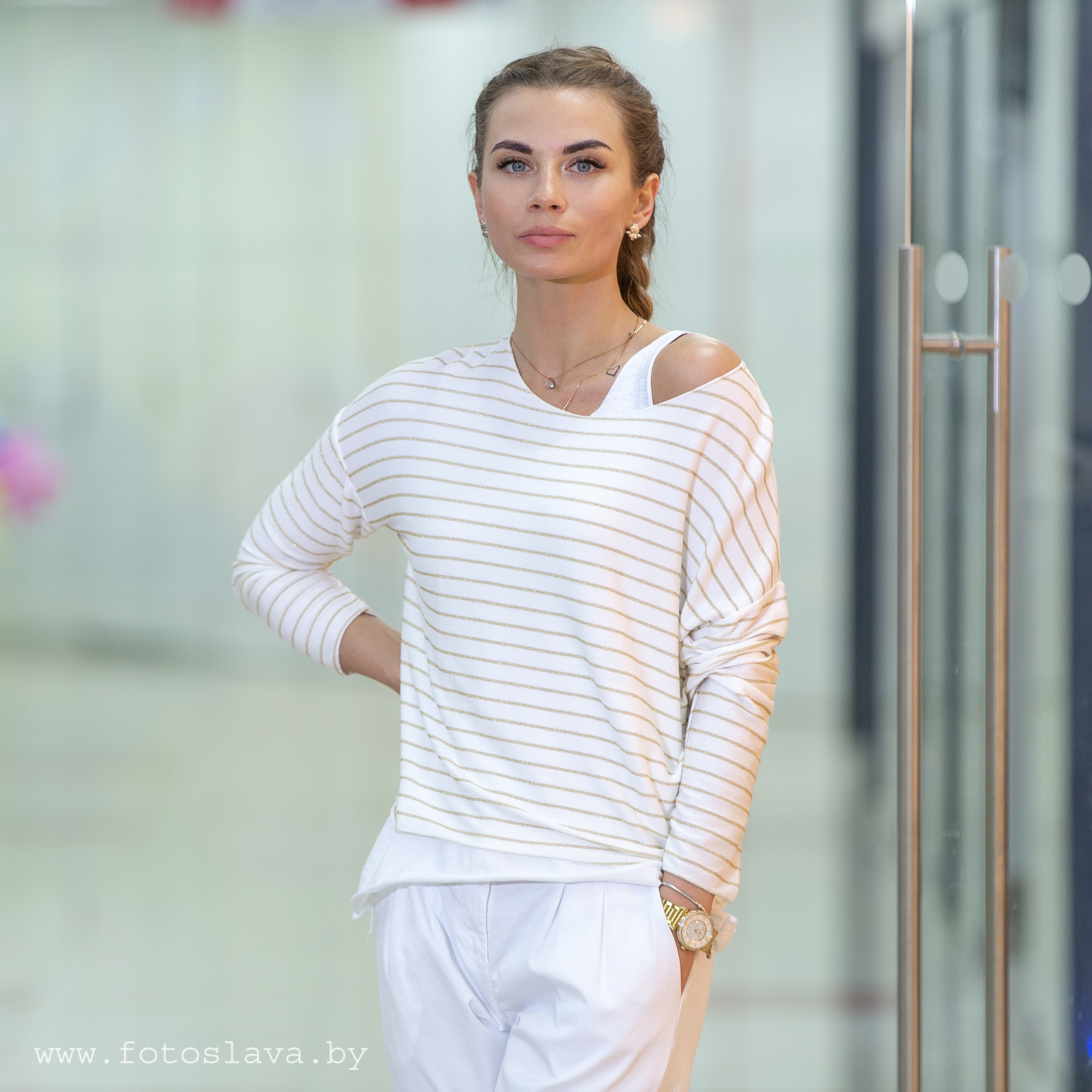 Рекламная фотосессия для бутика женской одежды. Свадебный фотограф в Барановичах Вячеслав Шах-Гусейнов, фотошкола