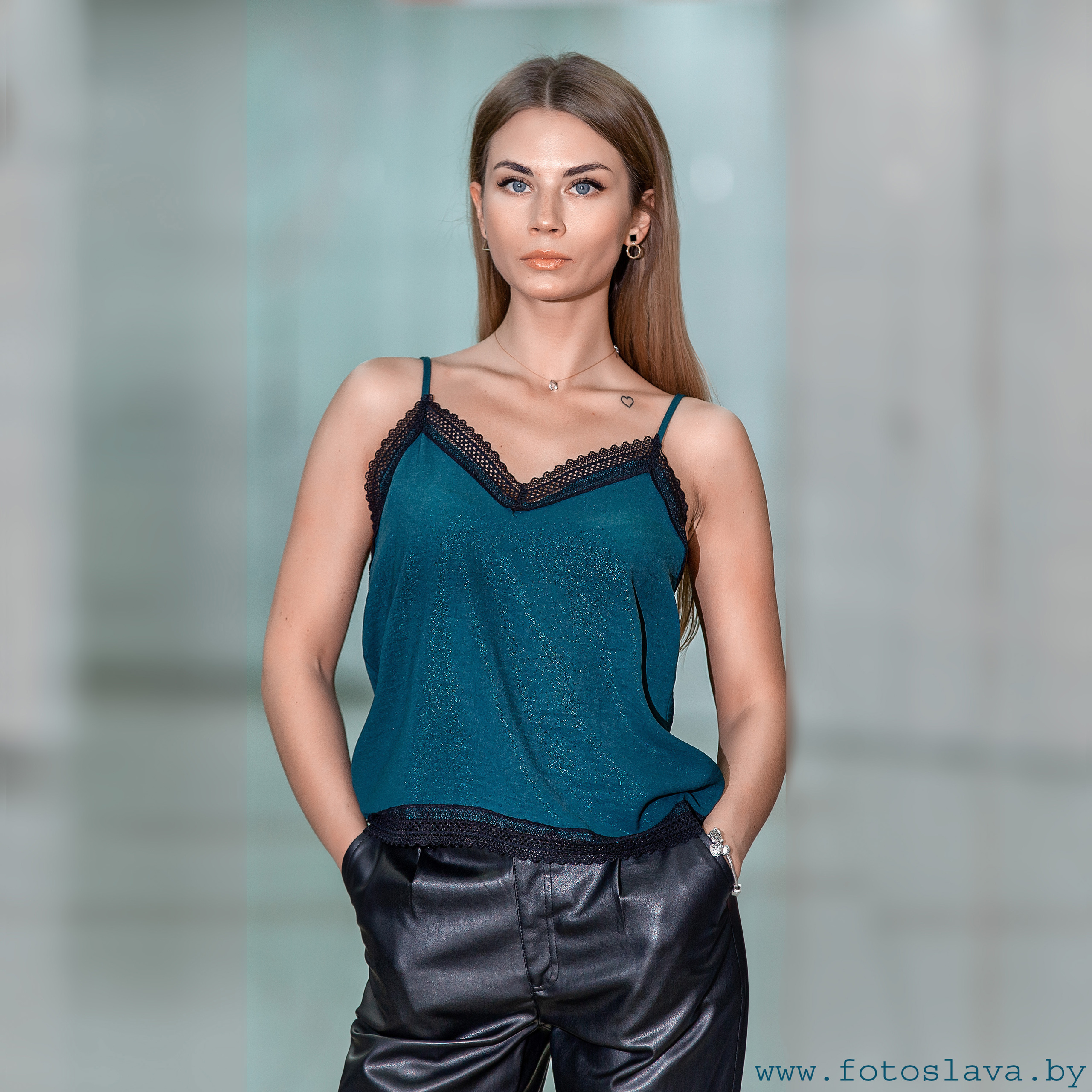 Рекламная фотосессия для бутика женской одежды Fantosh. Свадебный фотограф в Барановичах Вячеслав Шах-Гусейнов, фотошкола