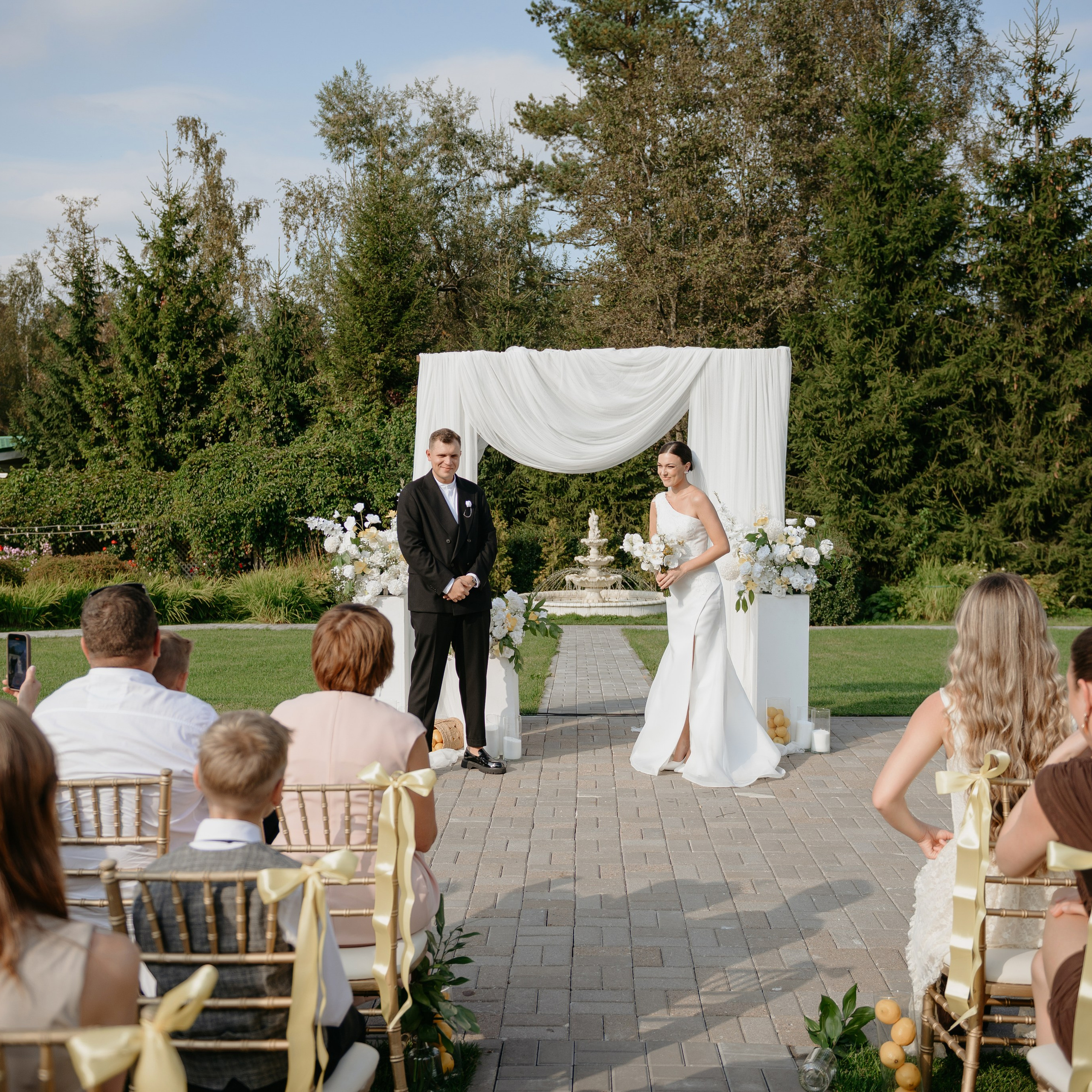 Анонс со свадьбы Настасьи и Романа. Свадебный фотограф в Санкт-Петербурге Венера Ахметова