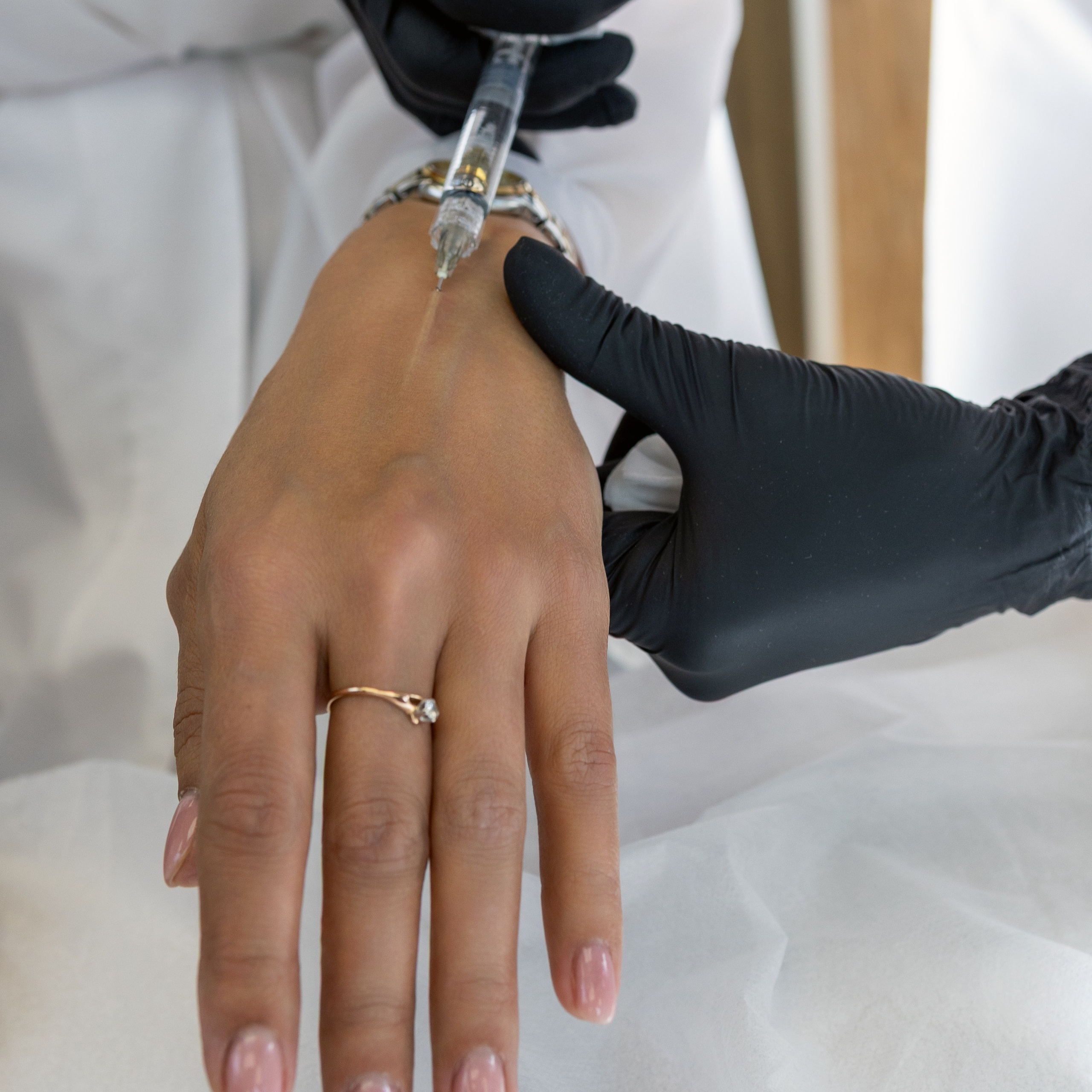 увлажнение кистей