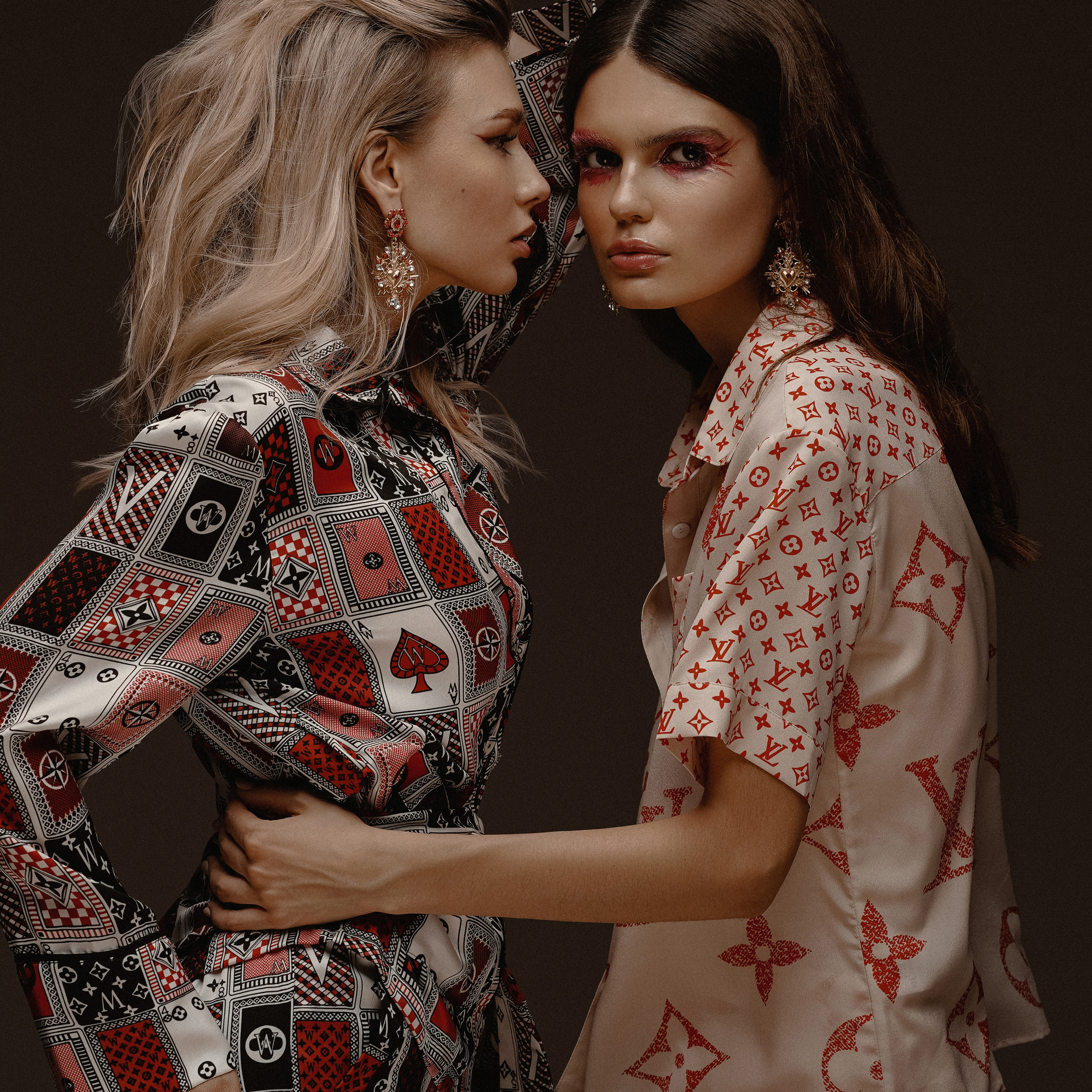 Марина, Галя