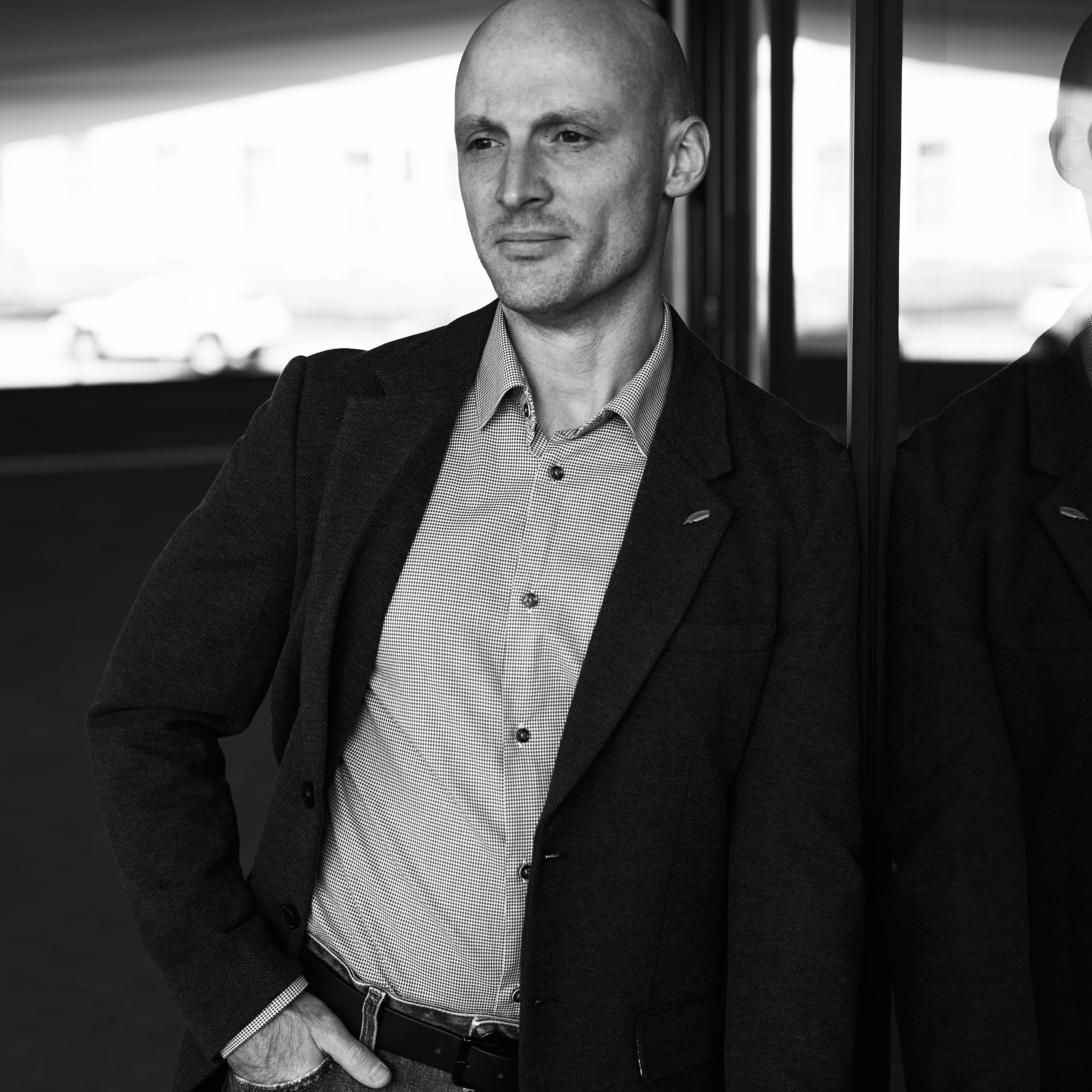 Linkdin. Photographer and videographer Valeria Lisauske