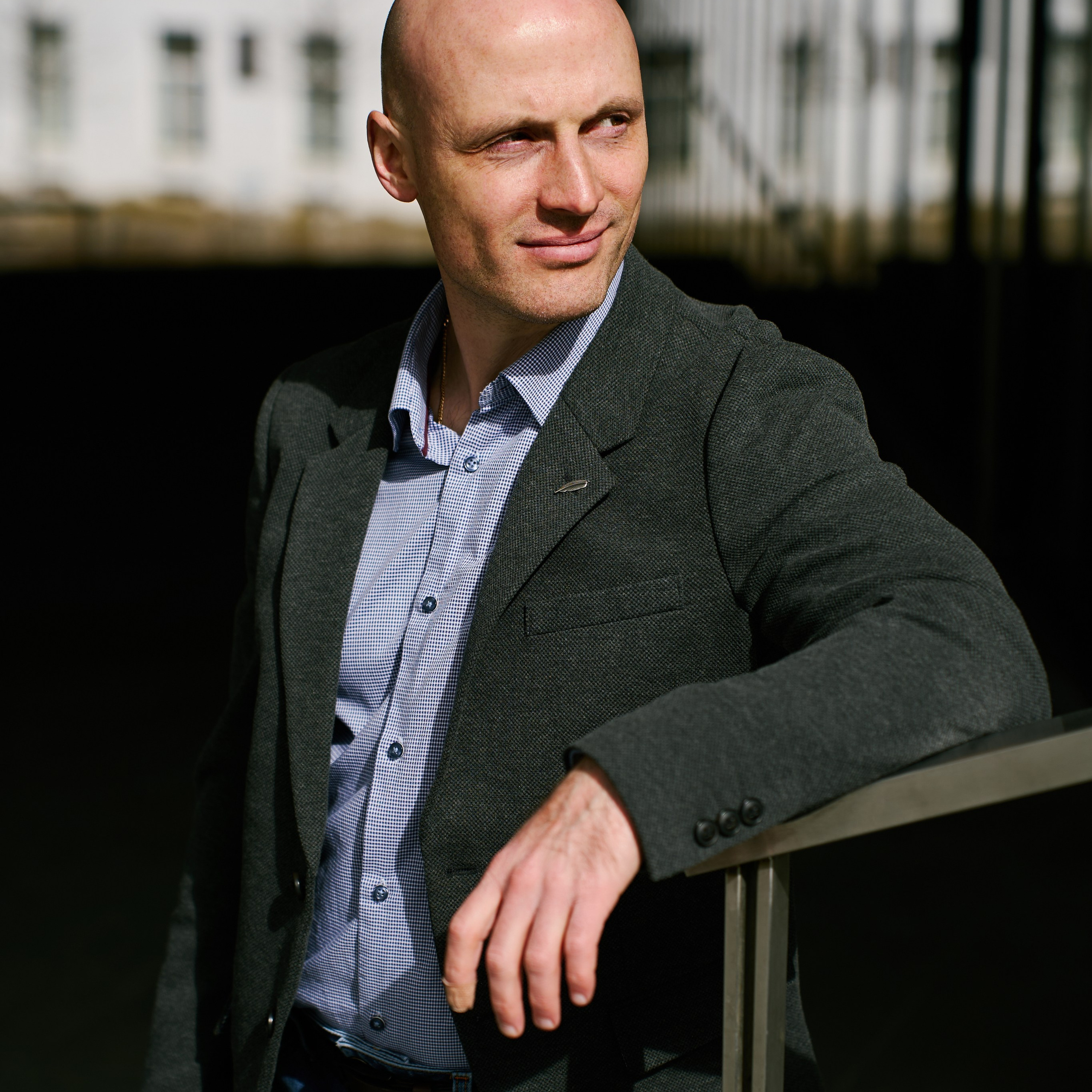 Linkdin. Photographer and videographer Valeria Lisauske