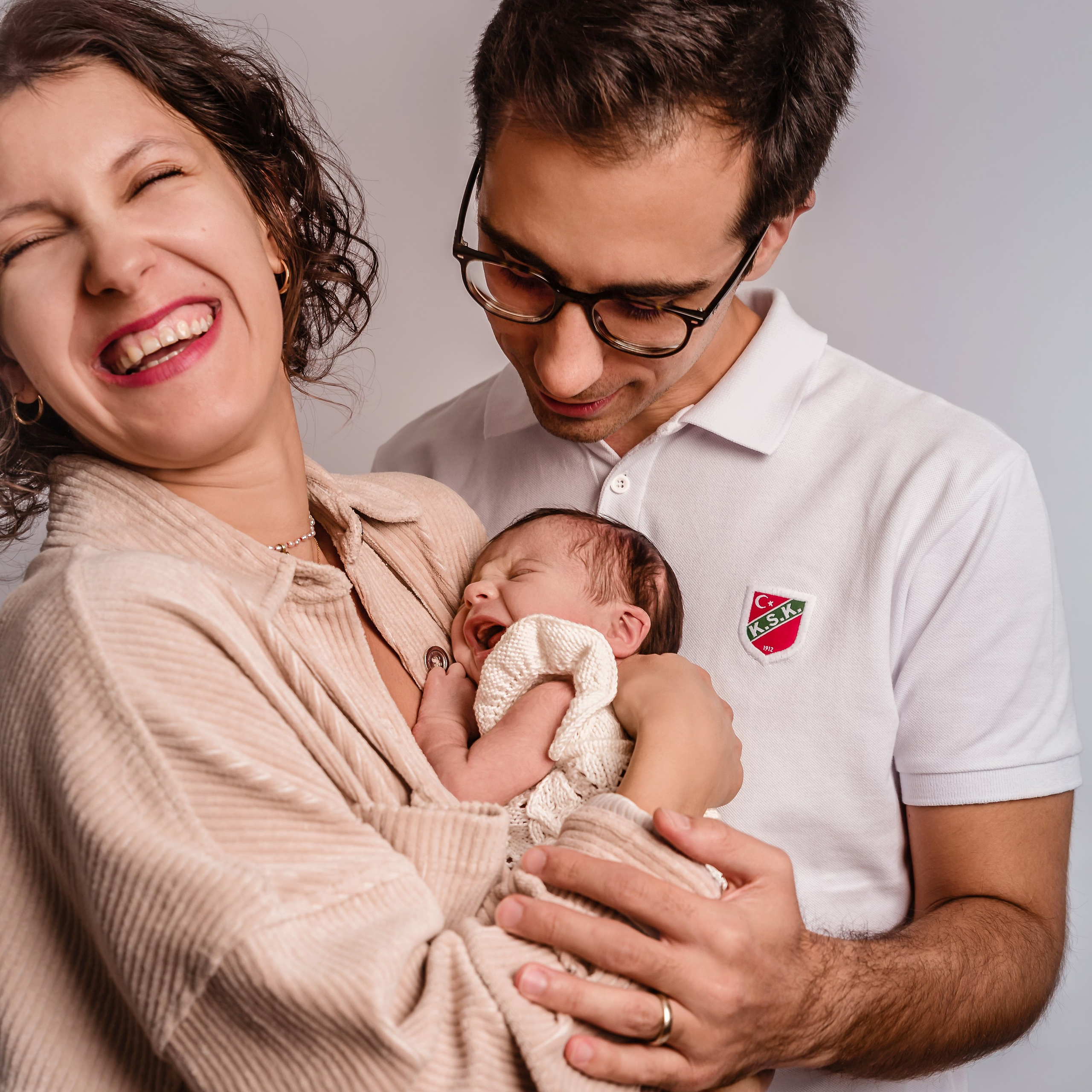 Newborn photoshooting. Professional family and children’s photographer in Izmir Irina Eron