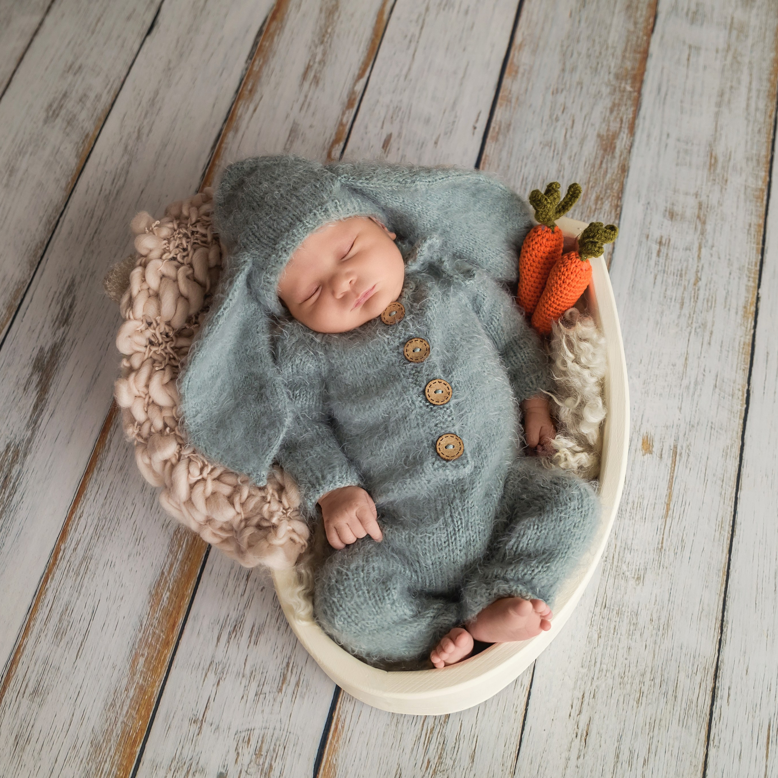 Newborn photoshooting. Professional family and children’s photographer in Izmir Irina Eron