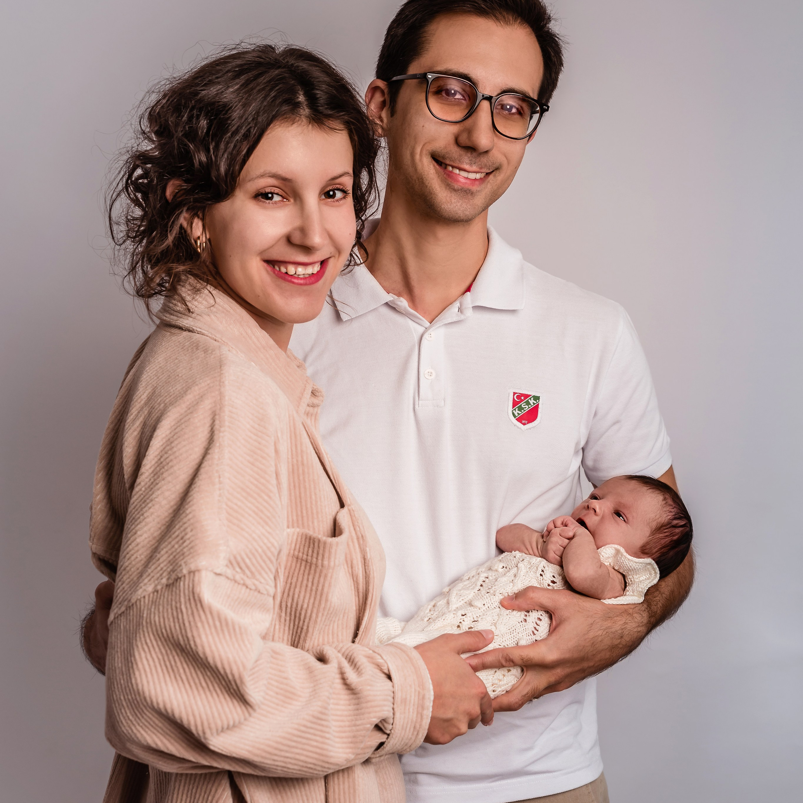 Newborn photoshooting. Professional family and children’s photographer in Izmir Irina Eron