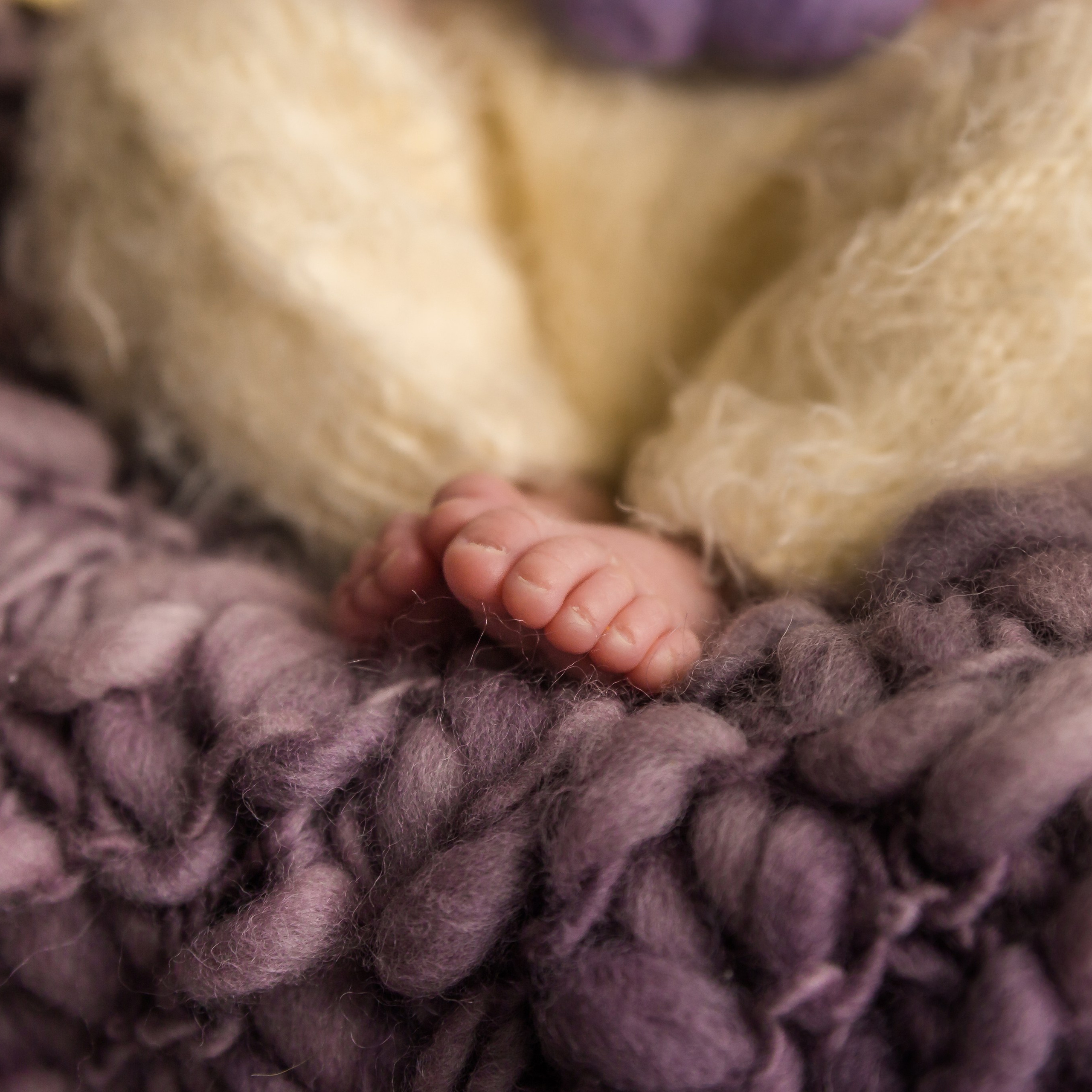 Newborn photoshooting. Professional family and children’s photographer in Izmir Irina Eron