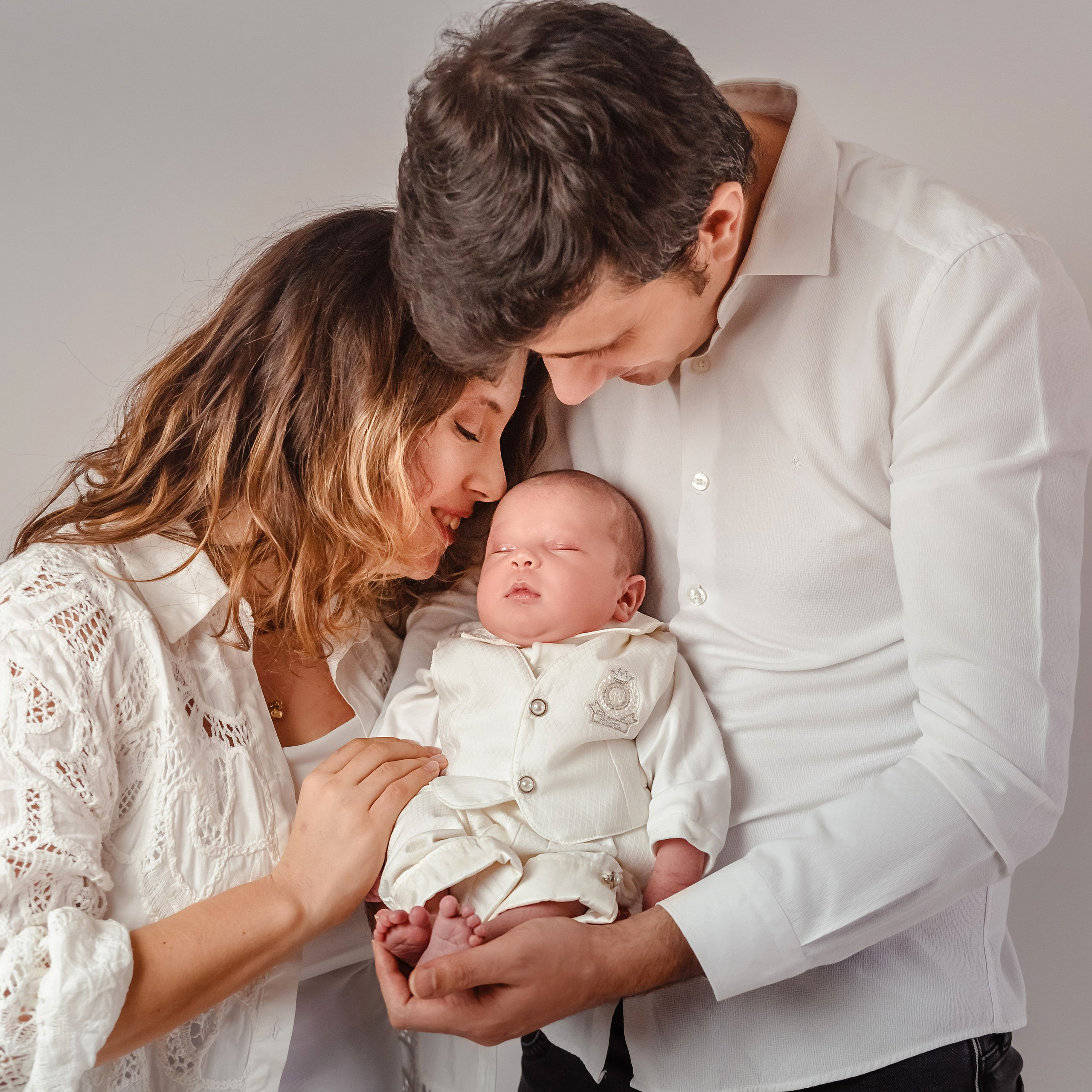 Newborn photoshooting. Professional family and children’s photographer in Izmir Irina Eron