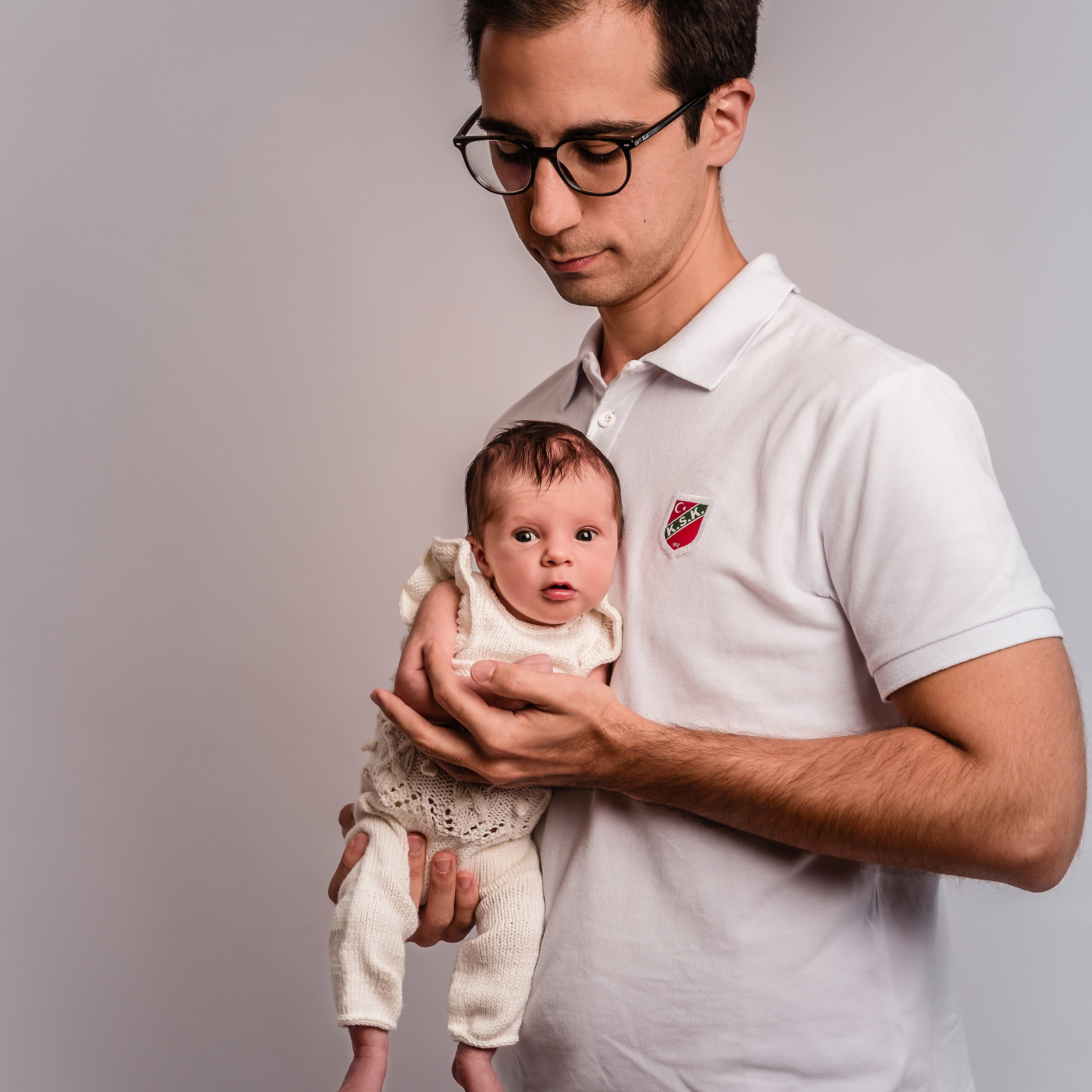 Newborn photoshooting. Professional family and children’s photographer in Izmir Irina Eron