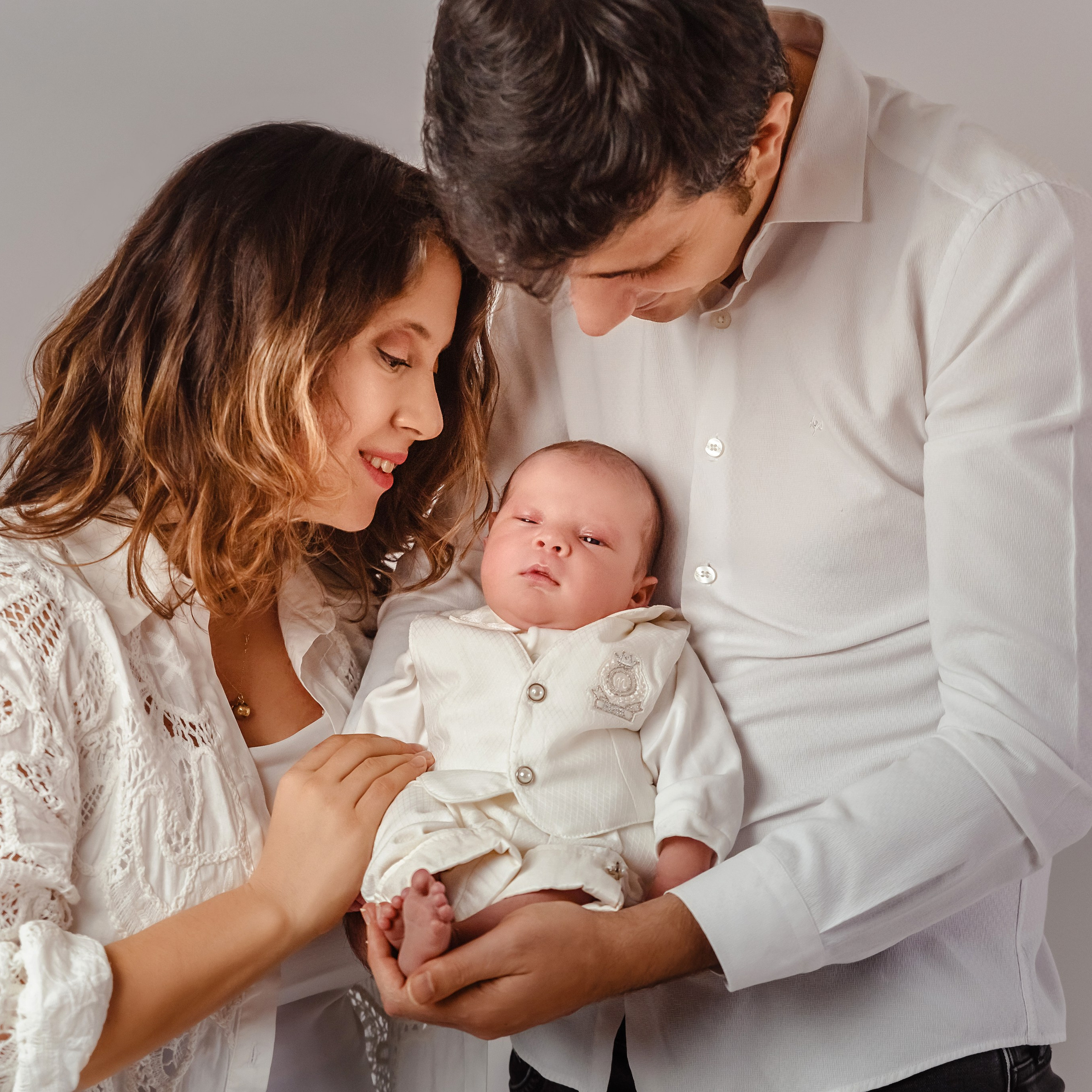 Newborn photoshooting. Professional family and children’s photographer in Izmir Irina Eron