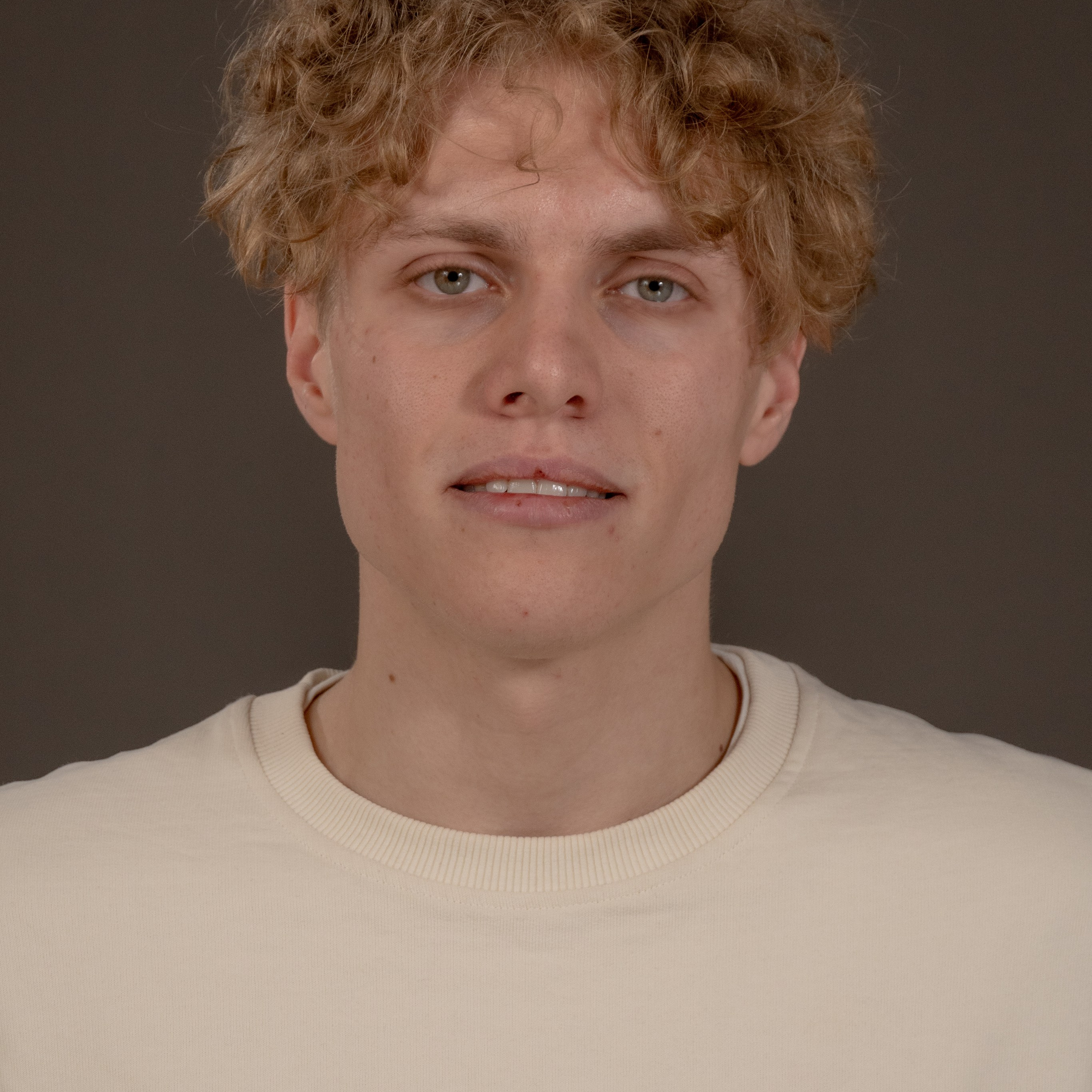 Актерам — визитки и фото. Софья Федотова — продюсер, тренер киноактеров