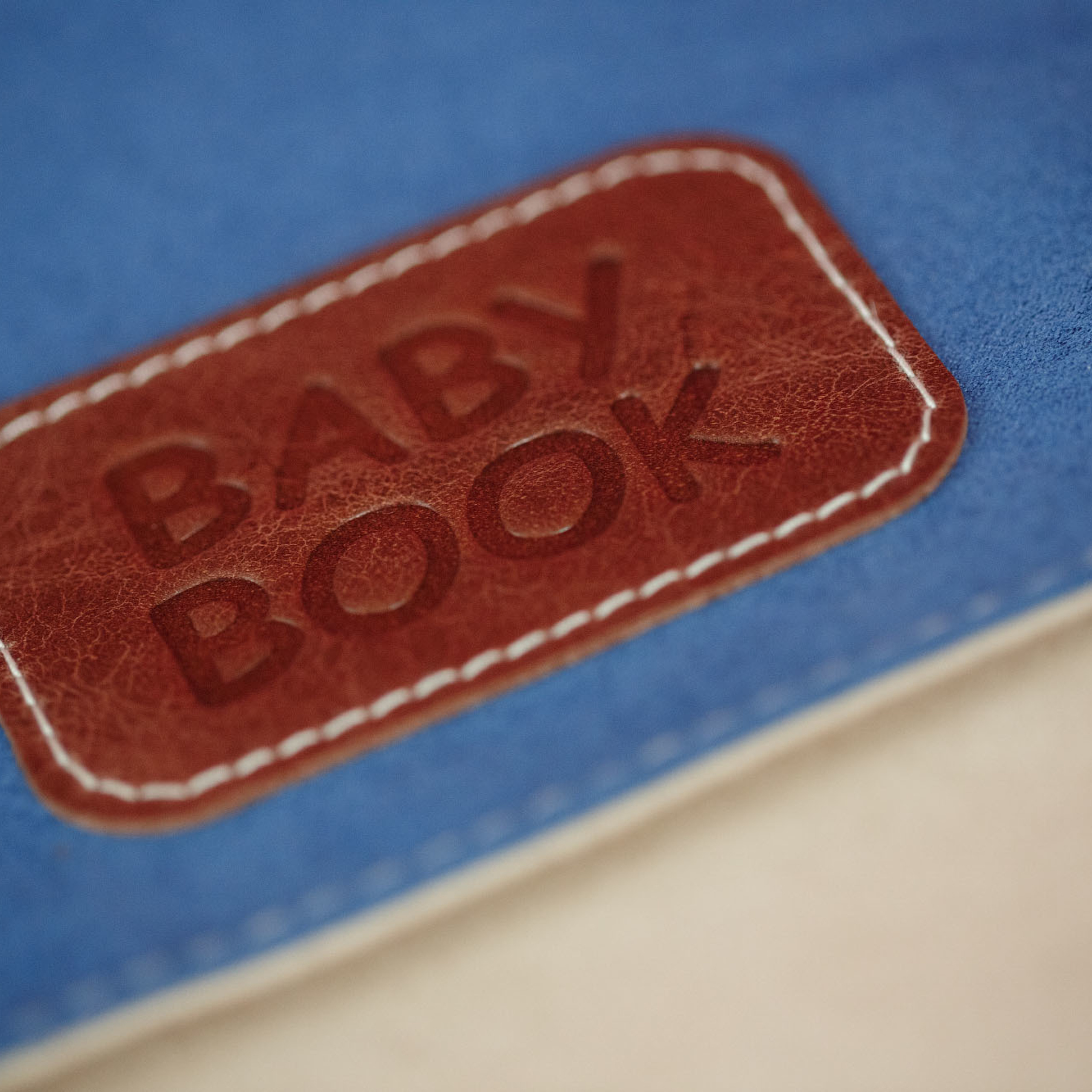 Фотокнига на первый день рождения. Фотограф в Москве Татьяна Байкова