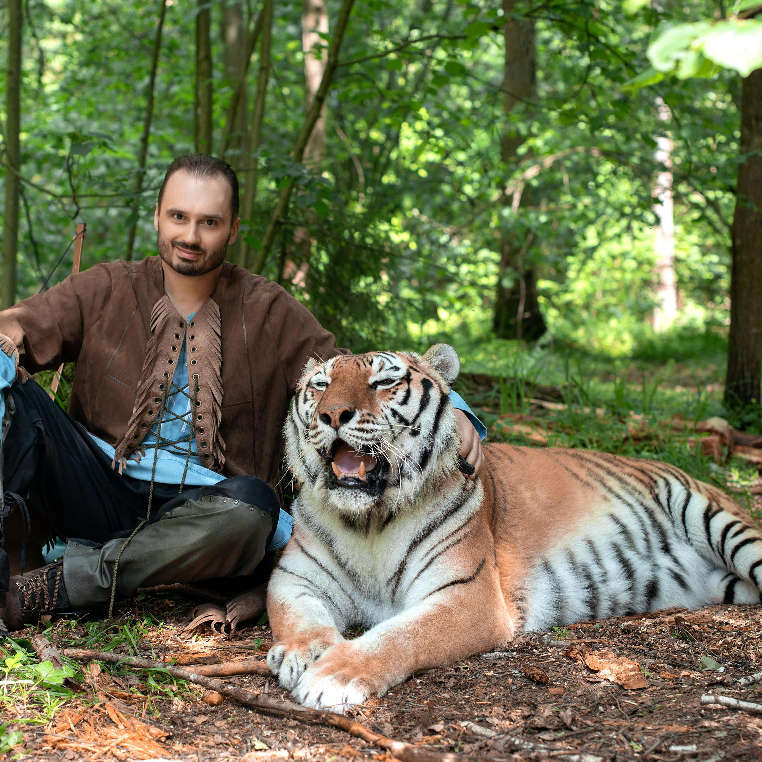 фотосессия с тигром, фотосессия с тигром в москве, тигр москва, девушка с тигром, девушка и тигр, портрет с тигром, фото с тигром
