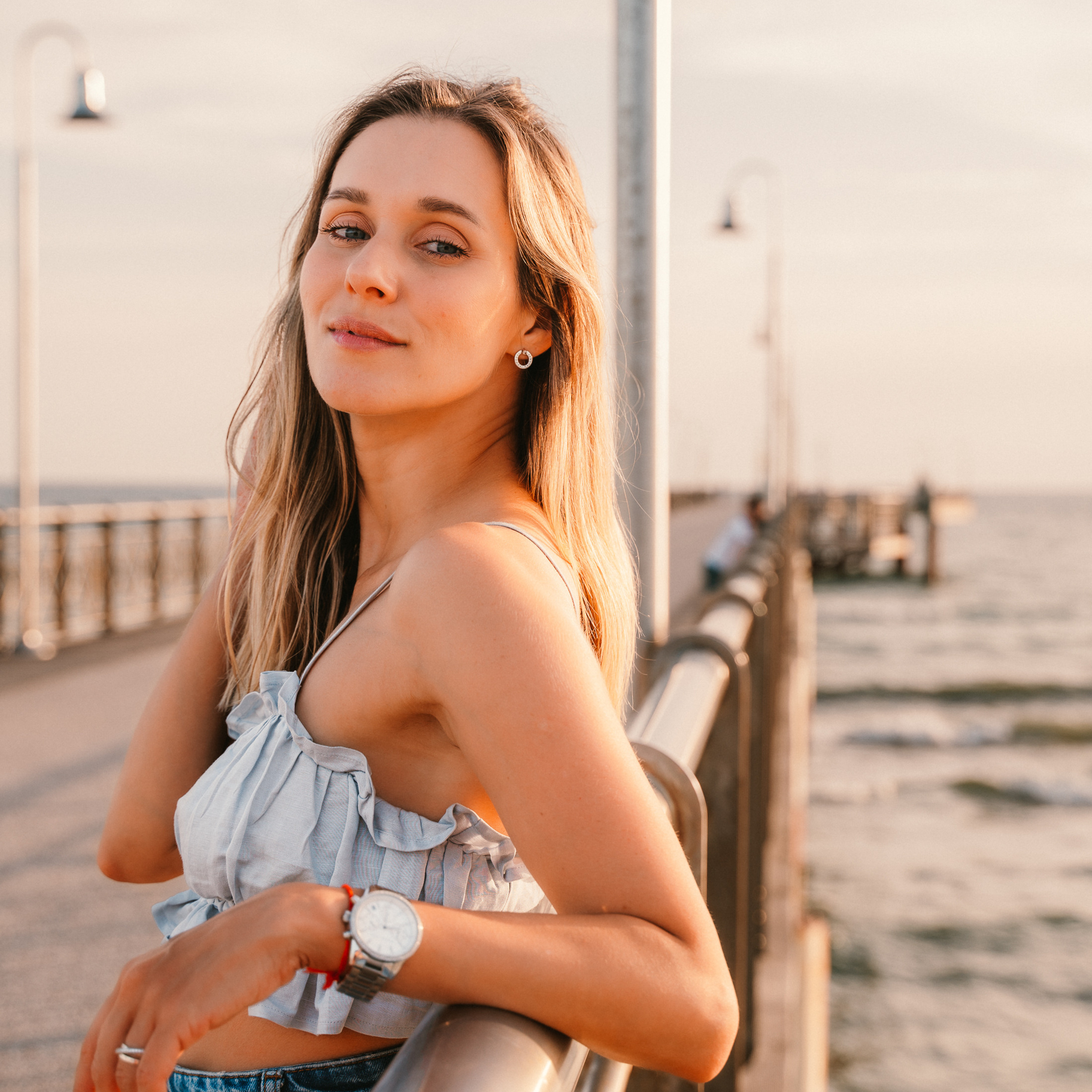 Fun Family Photoshoots in Tuscany amazing beach| Irina Zinovyeva Photo. Family Lifestyle Photographer in Lucca, Italia