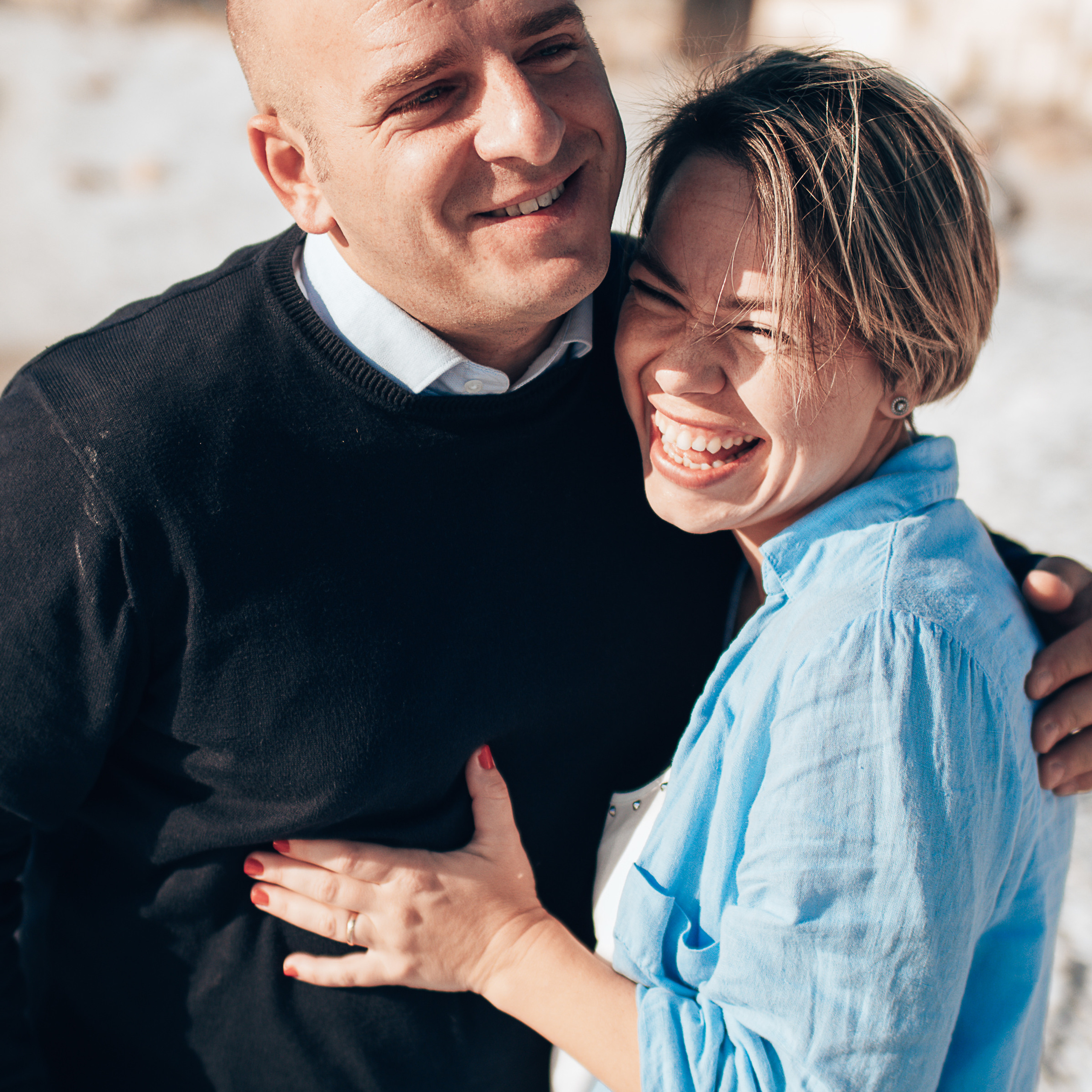 Fun Family Photoshoots in Tuscany amazing beach| Irina Zinovyeva Photo. Family Lifestyle Photographer in Lucca, Italia
