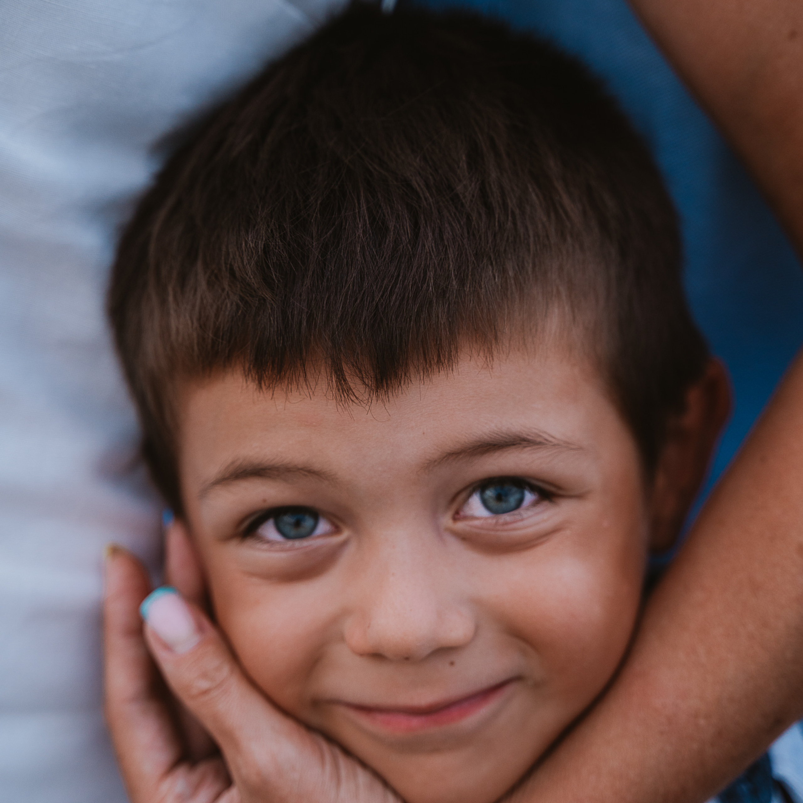 Fun Family Photoshoots in Tuscany amazing beach| Irina Zinovyeva Photo. Family Lifestyle Photographer in Lucca, Italia