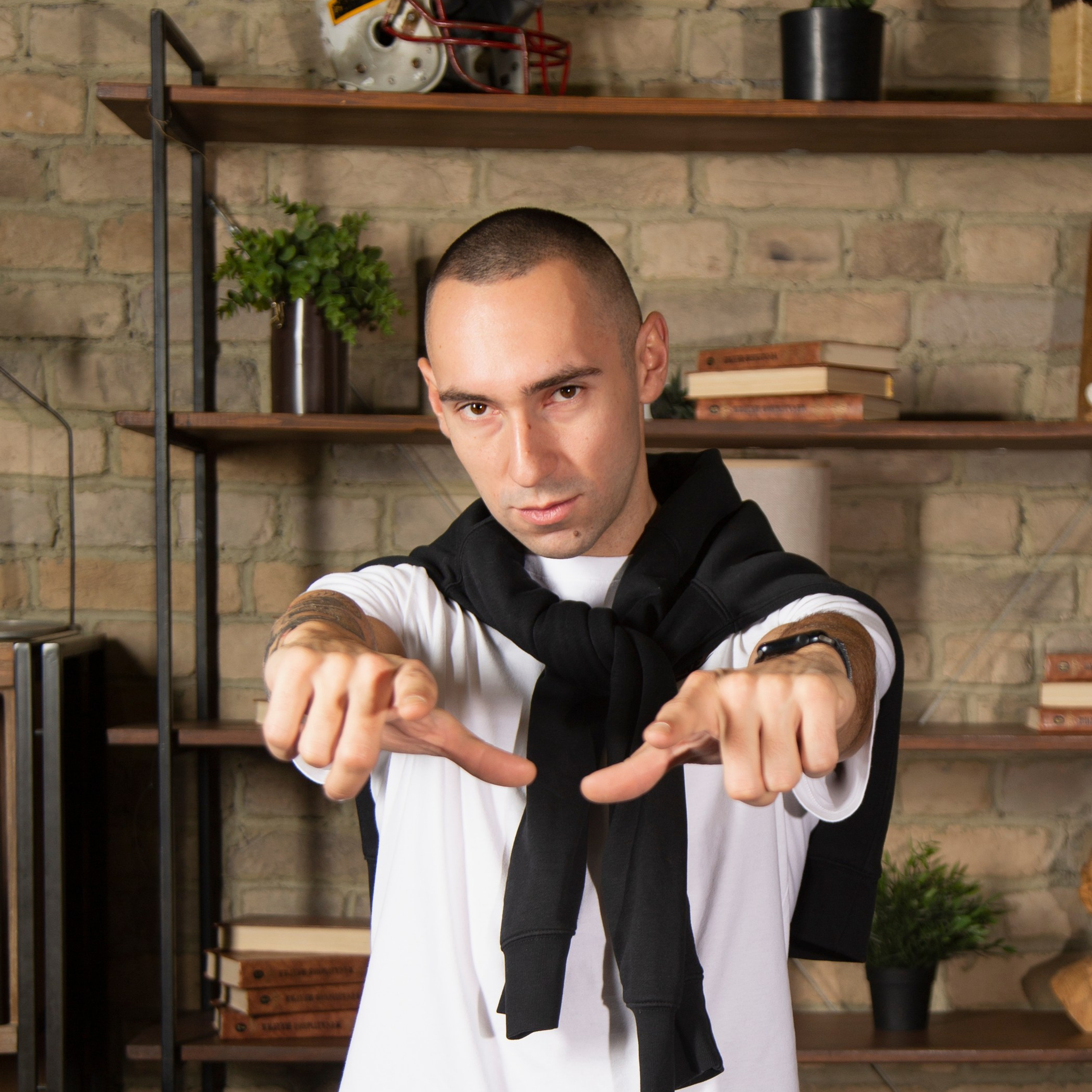 Истории. Фотосессия в студии в Москве от профессионального фотографа услуги по доступным ценам