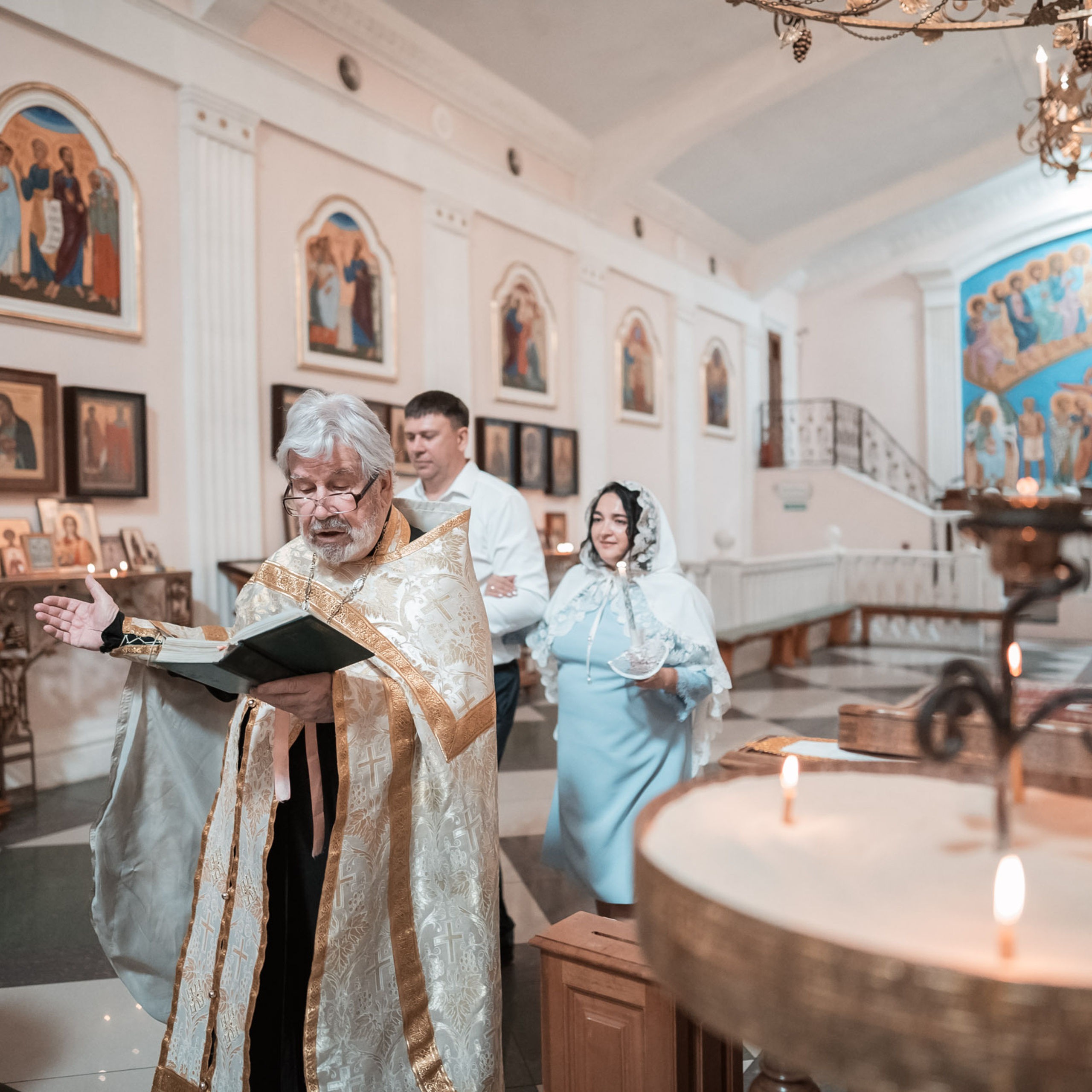 Таинство венчания в Петро-Павловском храме г. Севастополь